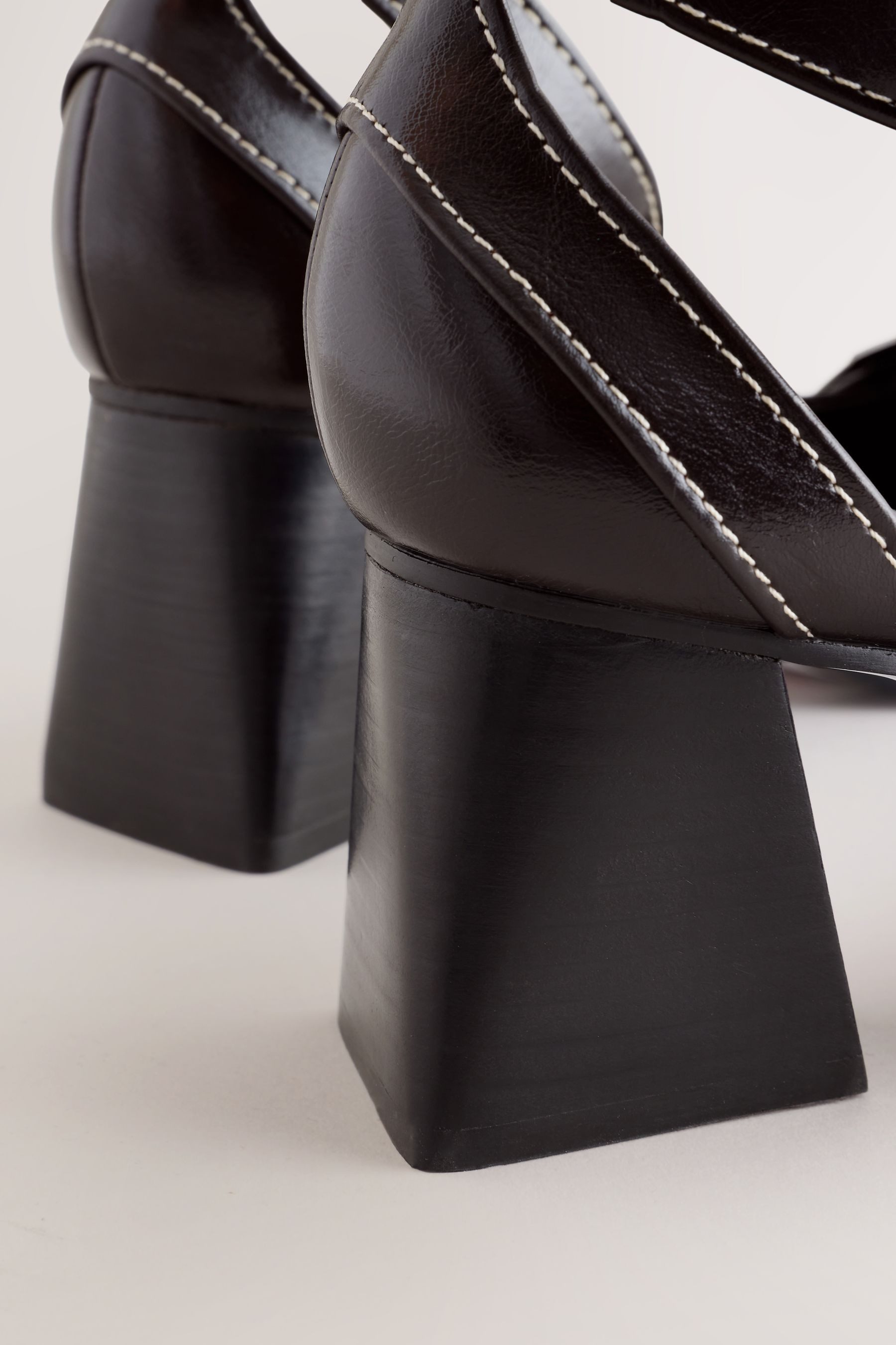 Next Forever Comfort® Blockabsatz-Schuhe mit Schnalle High-Heel-Sandalette günstig online kaufen