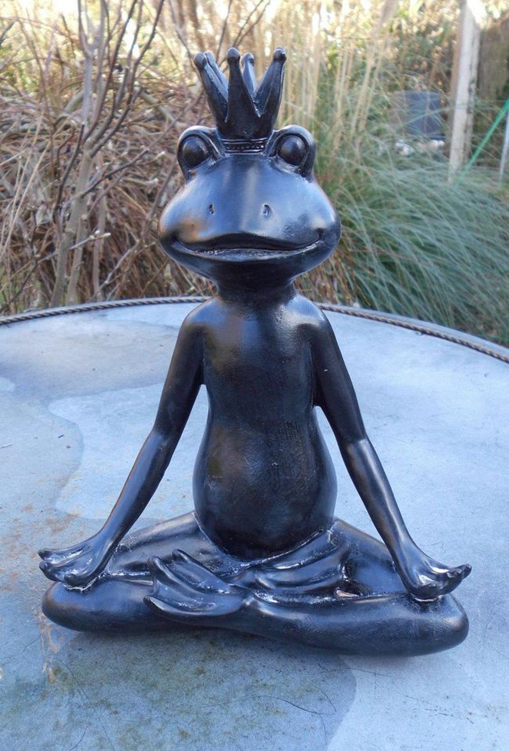 Deko-Impression Dekofigur Fengshui Deko-Figur Yoga Frosch Skulptur sitzend Hände offen schwarz (1 St)