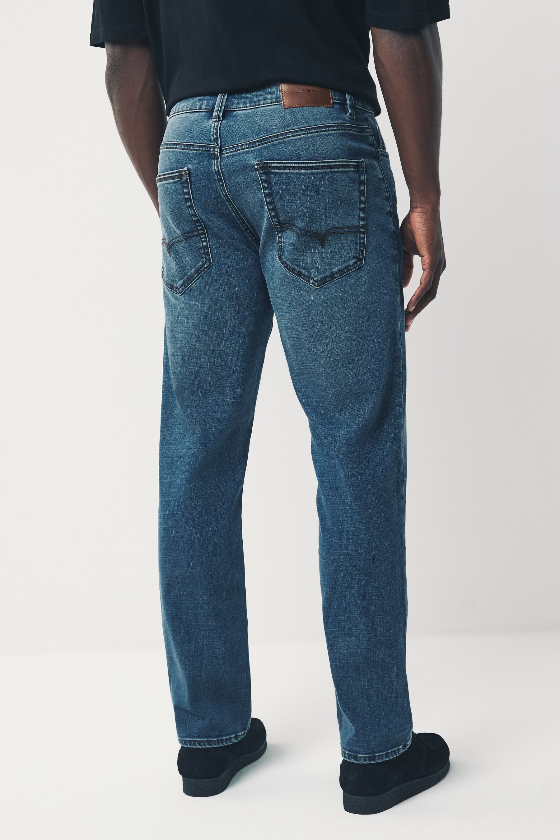 Next Straight-Jeans Straight Fit Motionflex Jeans (1-tlg)