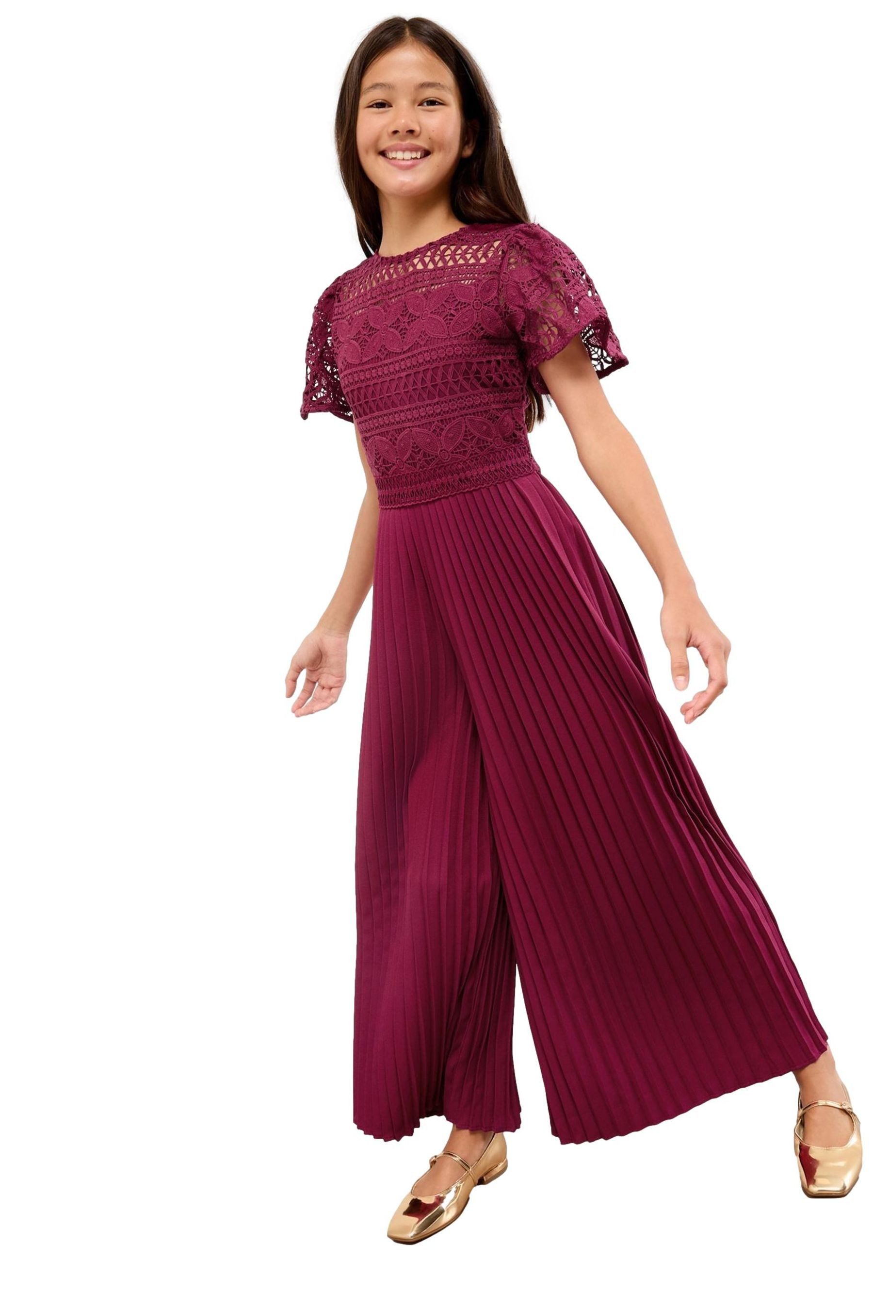 LIPSY Jumpsuit Lipsy Festlicher Spitzen-Jumpsuit mit Flatterärmel (1-tlg)