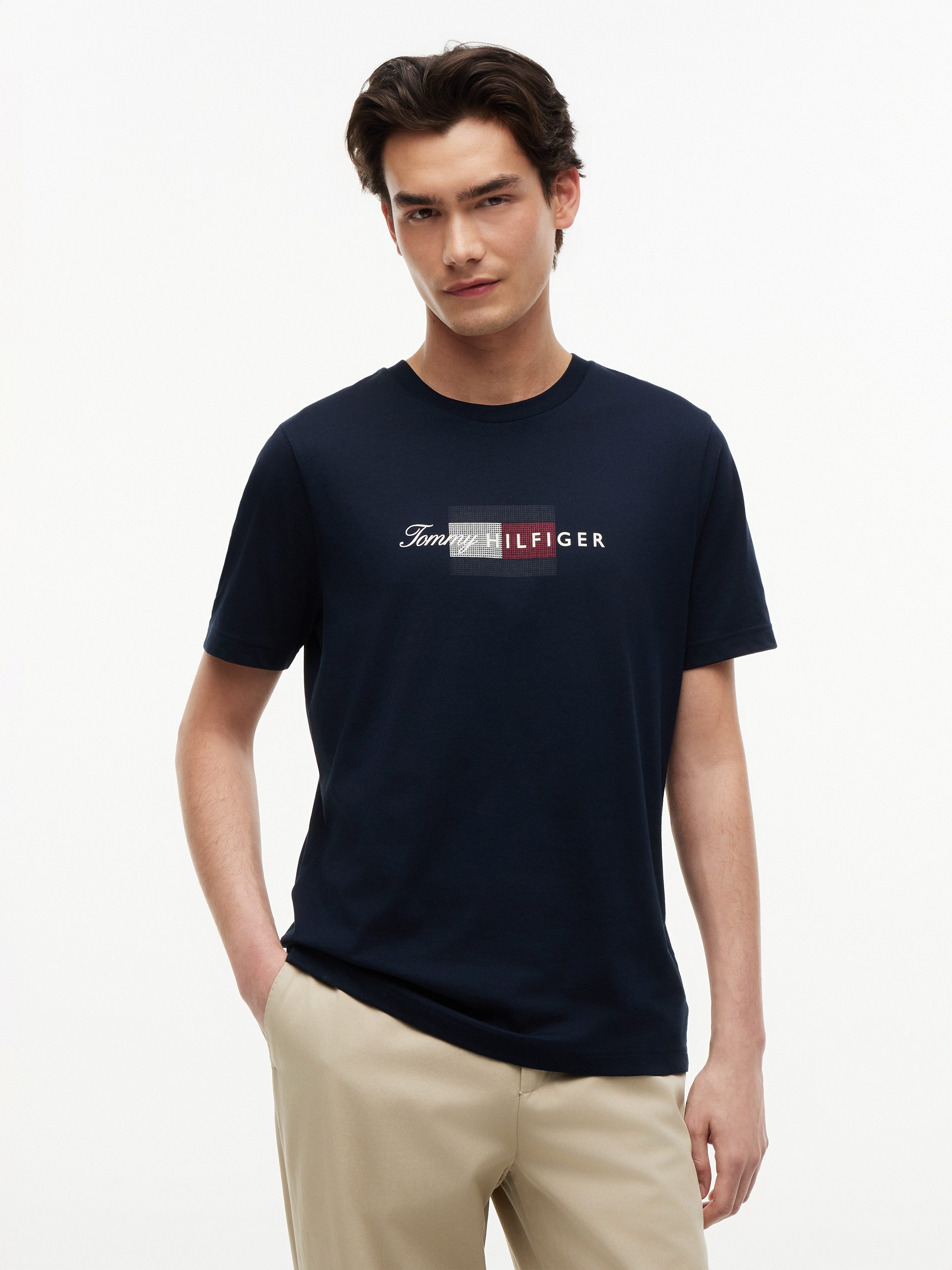 Tommy Hilfiger T-Shirt SCRIPT FLAG REGULAR TEE aus Jersey mit Flag-Grafik