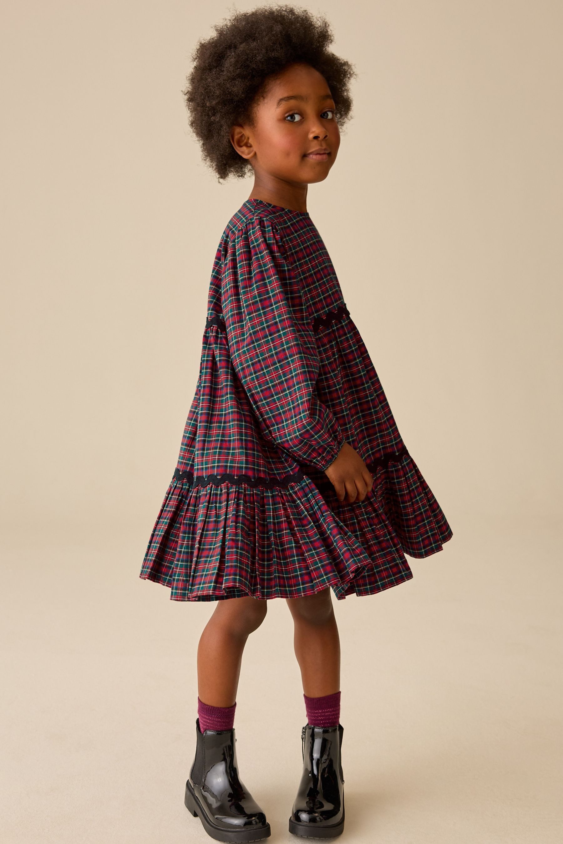Next Karokleid Kariertes Stufen-Kleid (1-tlg) – Bild 3 von 5