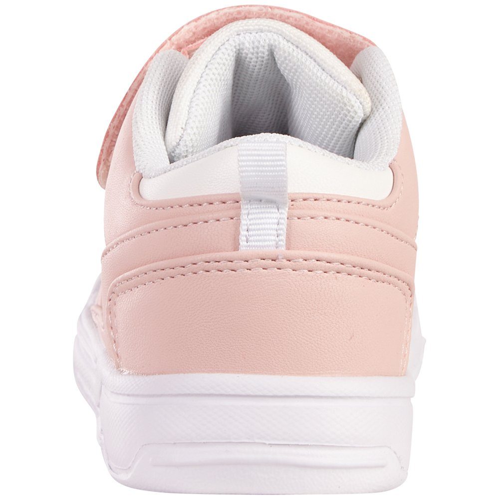 Kappa Passform in kinderfußgerechter rosé-white Sneaker