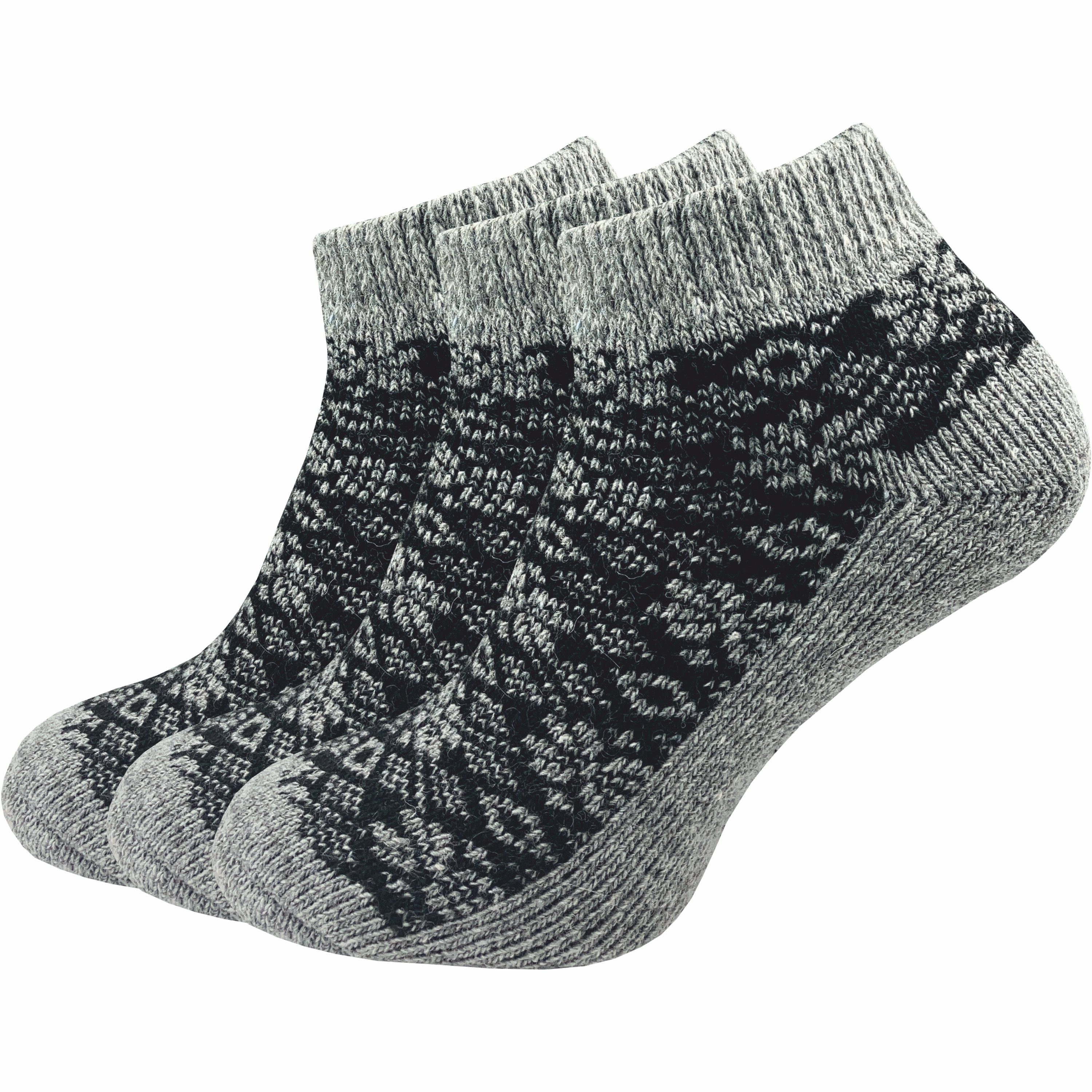GAWILO Sneakersocken für den Winter für Damen - dicke & warme Bettsocken (3 Paar) kurze Wollsocken im Norweger Look aus weichem Vollplüsch