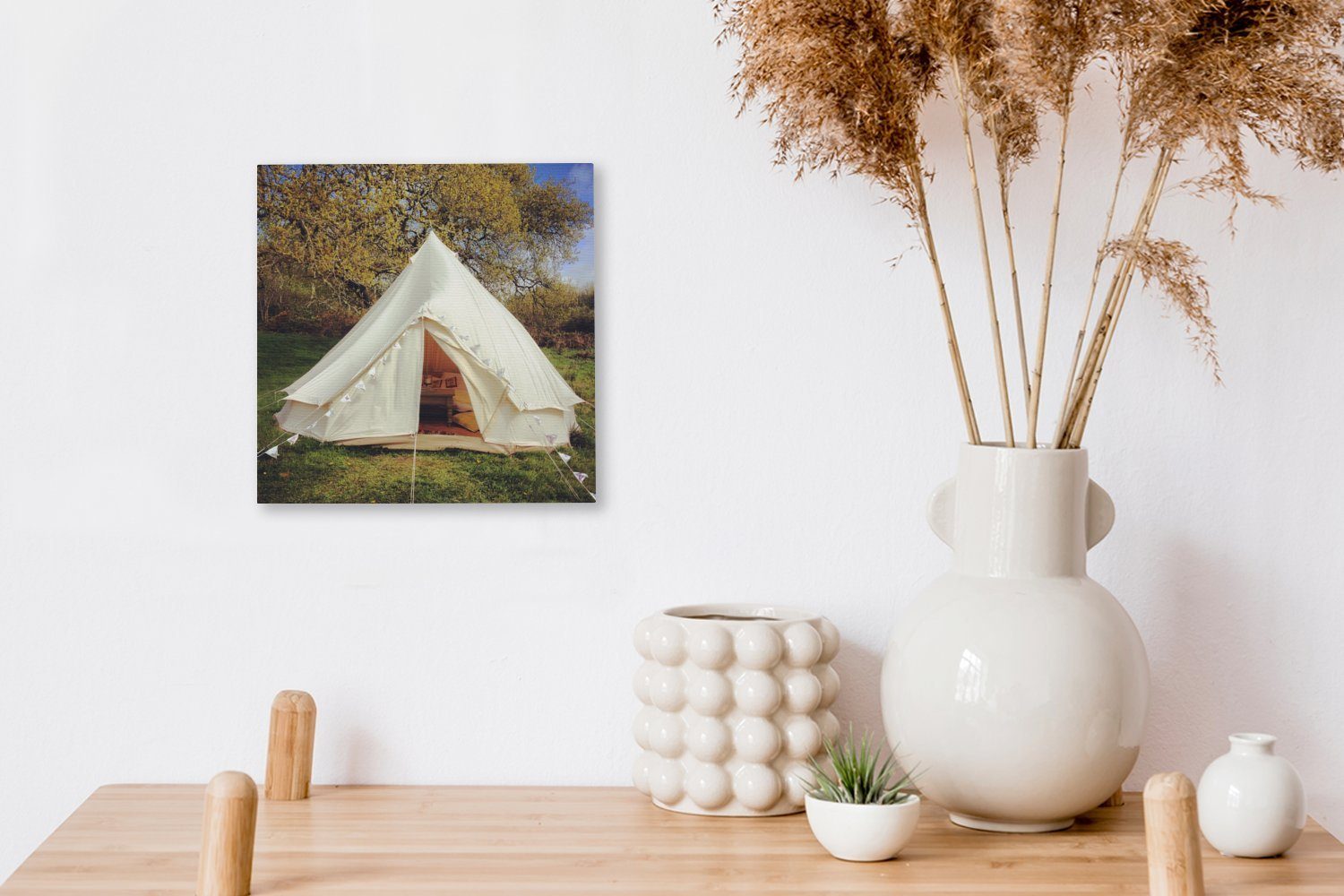 Wohnzimmer St), Leinwandbild Bilder Zelt (1 weißes Leinwand OneMillionCanvasses® Ein Schlafzimmer einem Feld, auf für