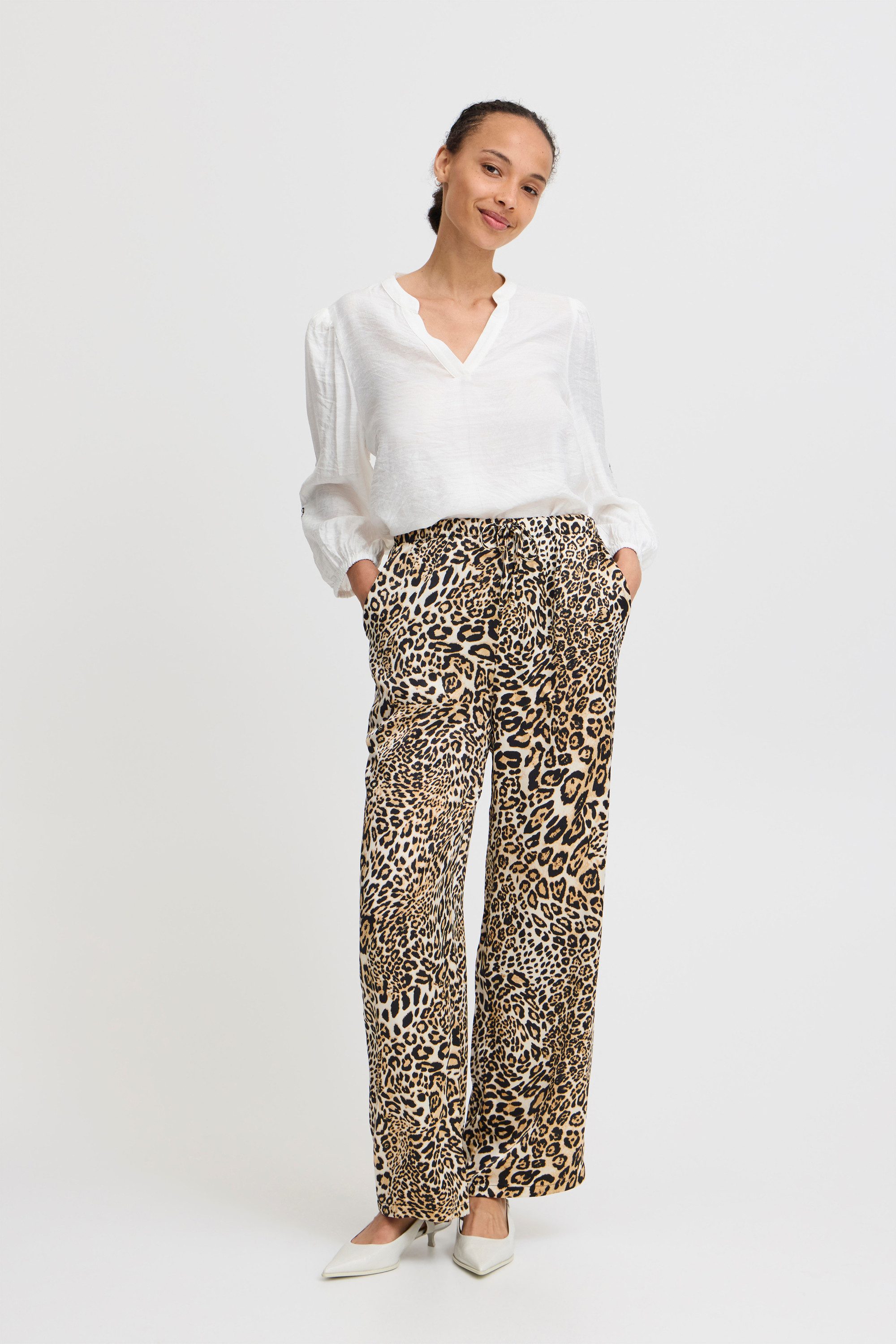 b.young Stoffhose BYICAT PANTS - LIGHT WOVEN