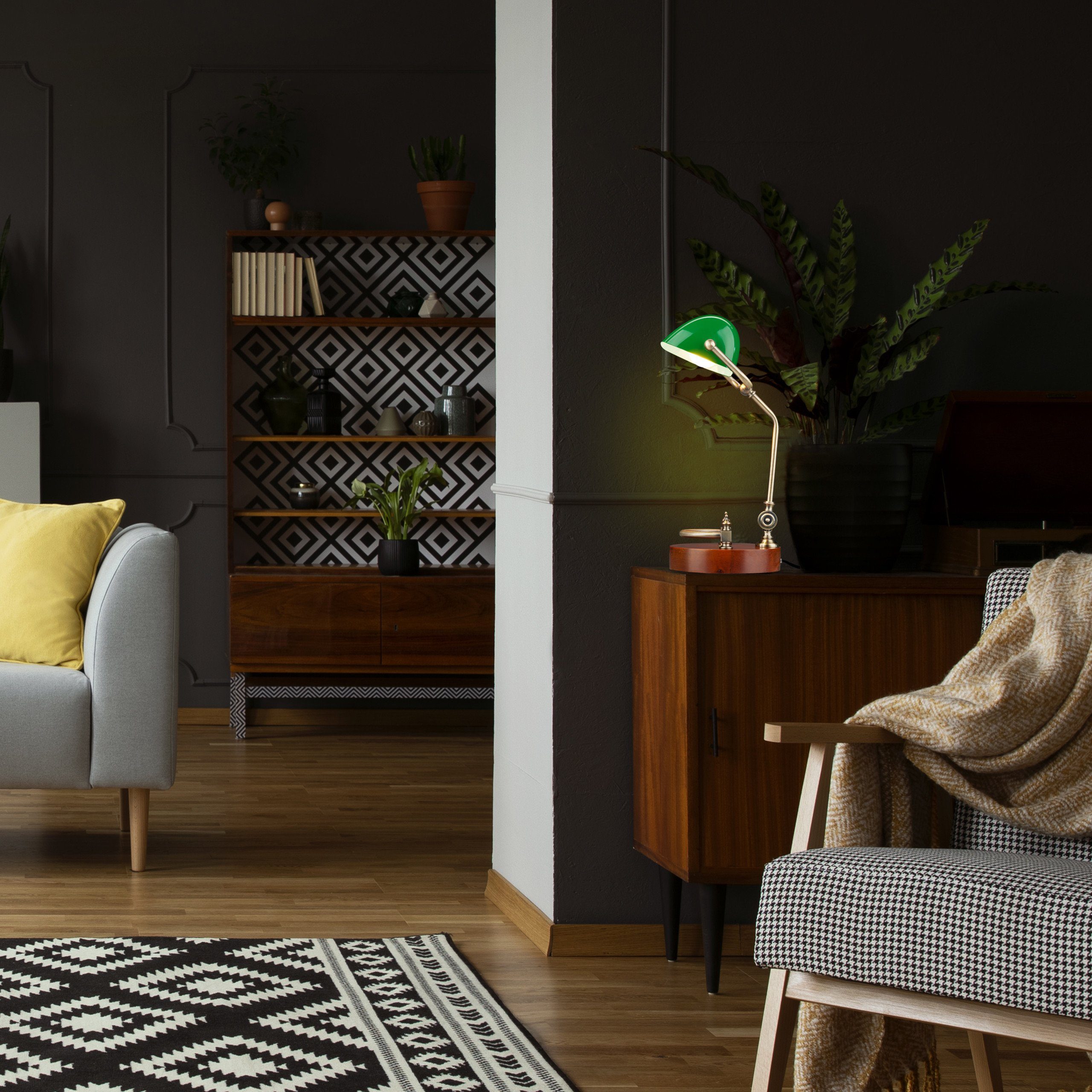 relaxdays Tischleuchte Bankerlampe mit grünem Schirm günstig online kaufen