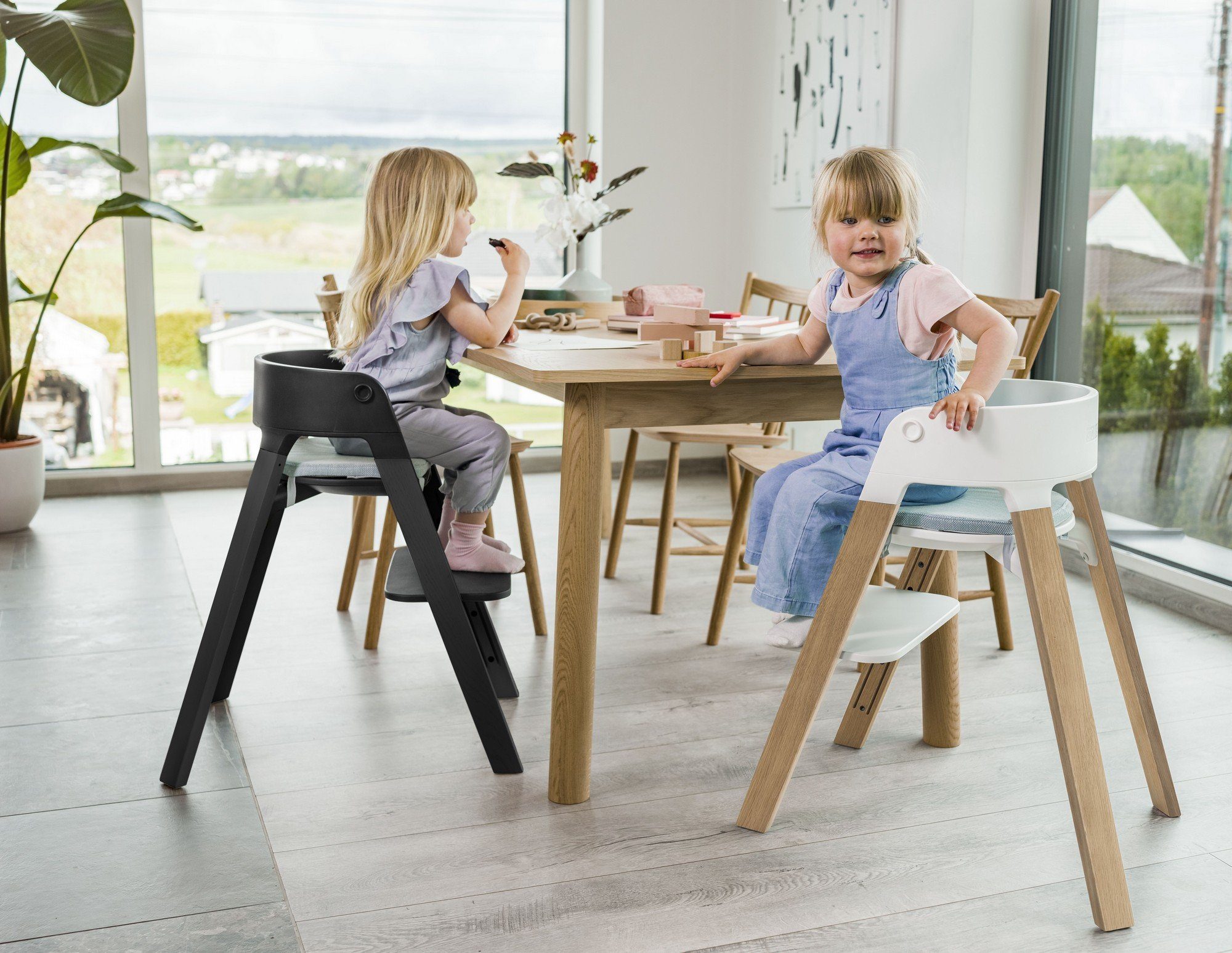 - Familientisch Kinderhochstuhl Hochstuhl White/Hazy Stokke den Ihr Kind STEPS™ an Bringt Grey