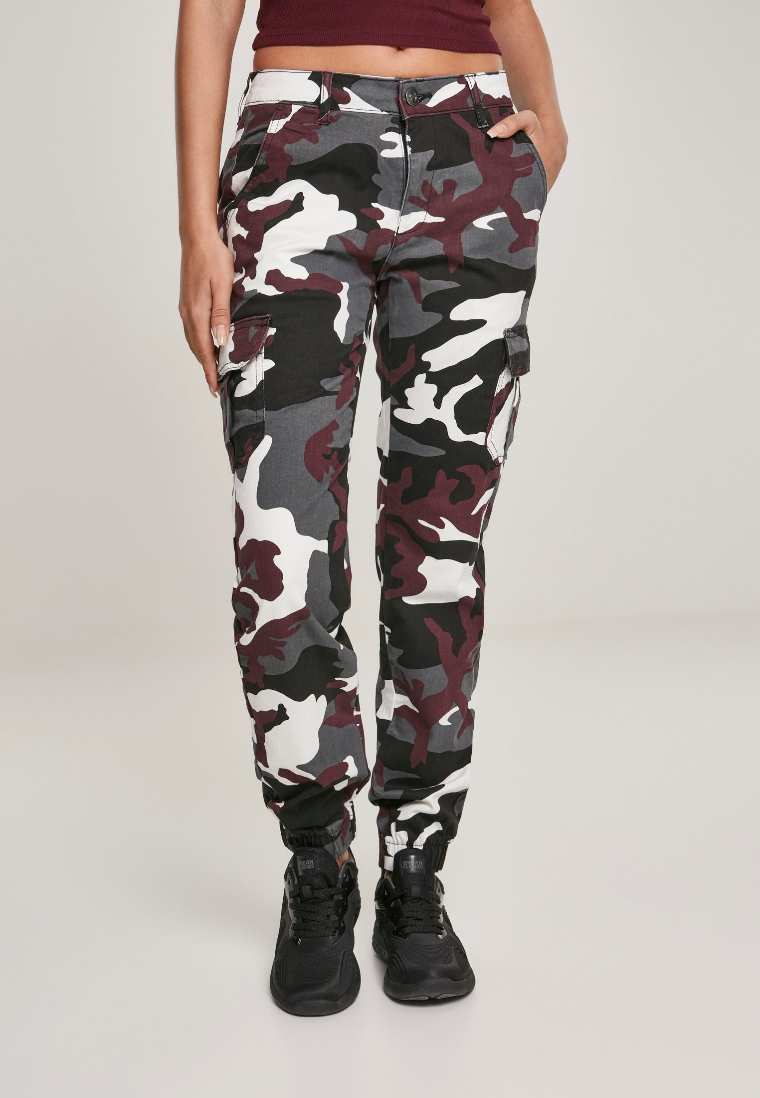 Urban Classics Ladies Hosen HIGH WAIST CAMO CARGO günstig online kaufen