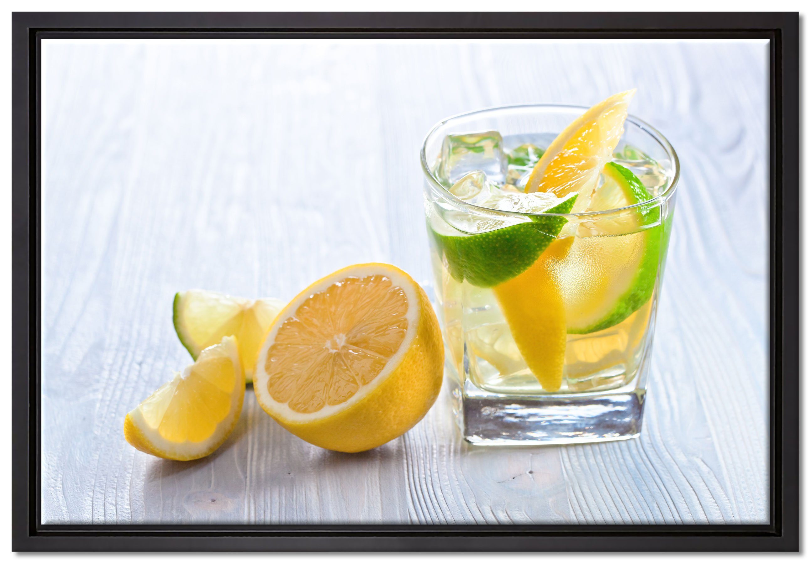 Pixxprint Leinwandbild Gin Tonic Shot mit Zitronen, Wanddekoration (1 St), Leinwandbild fertig bespannt, in einem Schattenfugen-Bilderrahmen gefasst, inkl. Zackenaufhänger