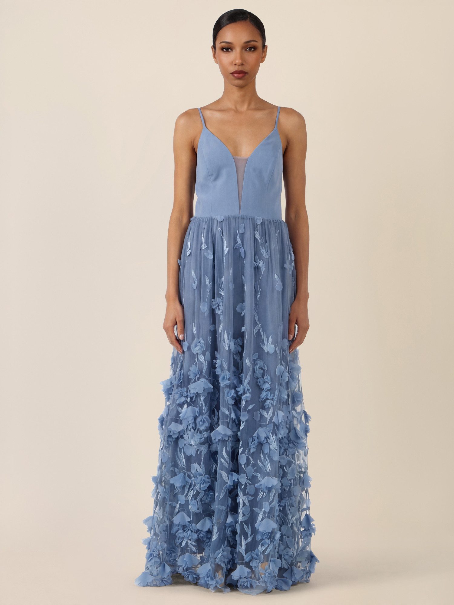 Apart Abendkleid mit 3D-Blüten und Tüllrock