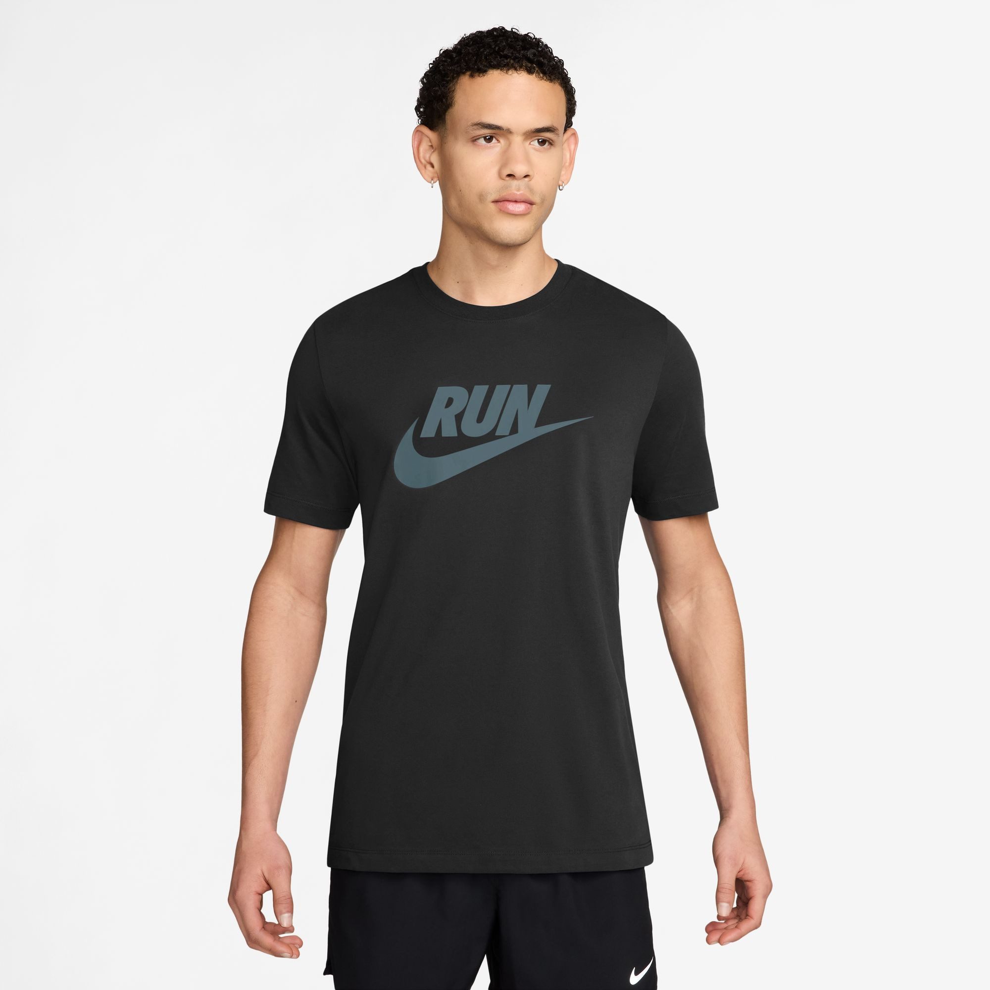 Nike Laufshirt M NK DF TEE RUN SWOOSH für Erwachsene, sportlicher Stil, für Lauftraining