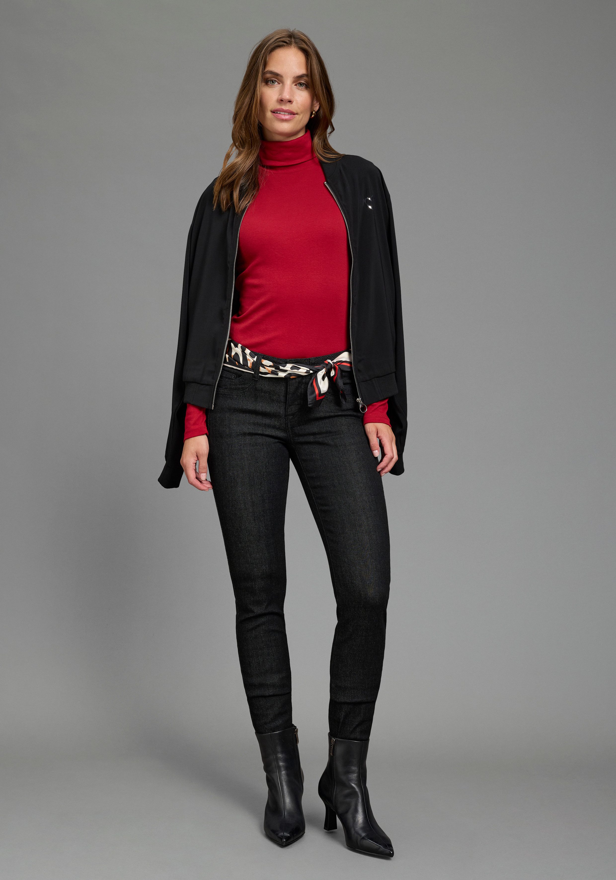 Zum Outfit 12