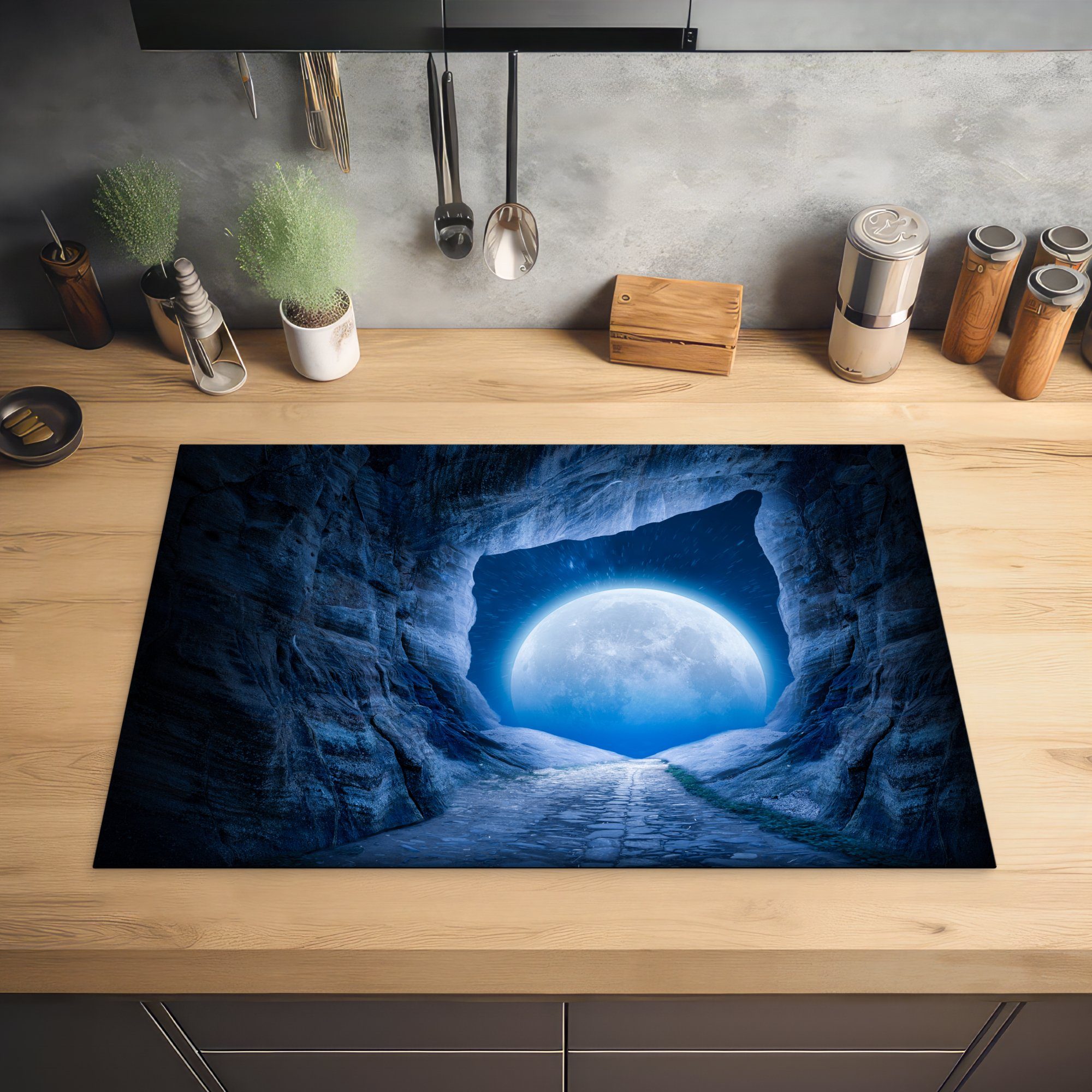 Ceranfeldabdeckung, - Universum tlg), Höhle Herdblende-/Abdeckplatte Vinyl, Blau, küche Arbeitsplatte - Weltraum MuchoWow - 77x51 cm, für Mond - (1