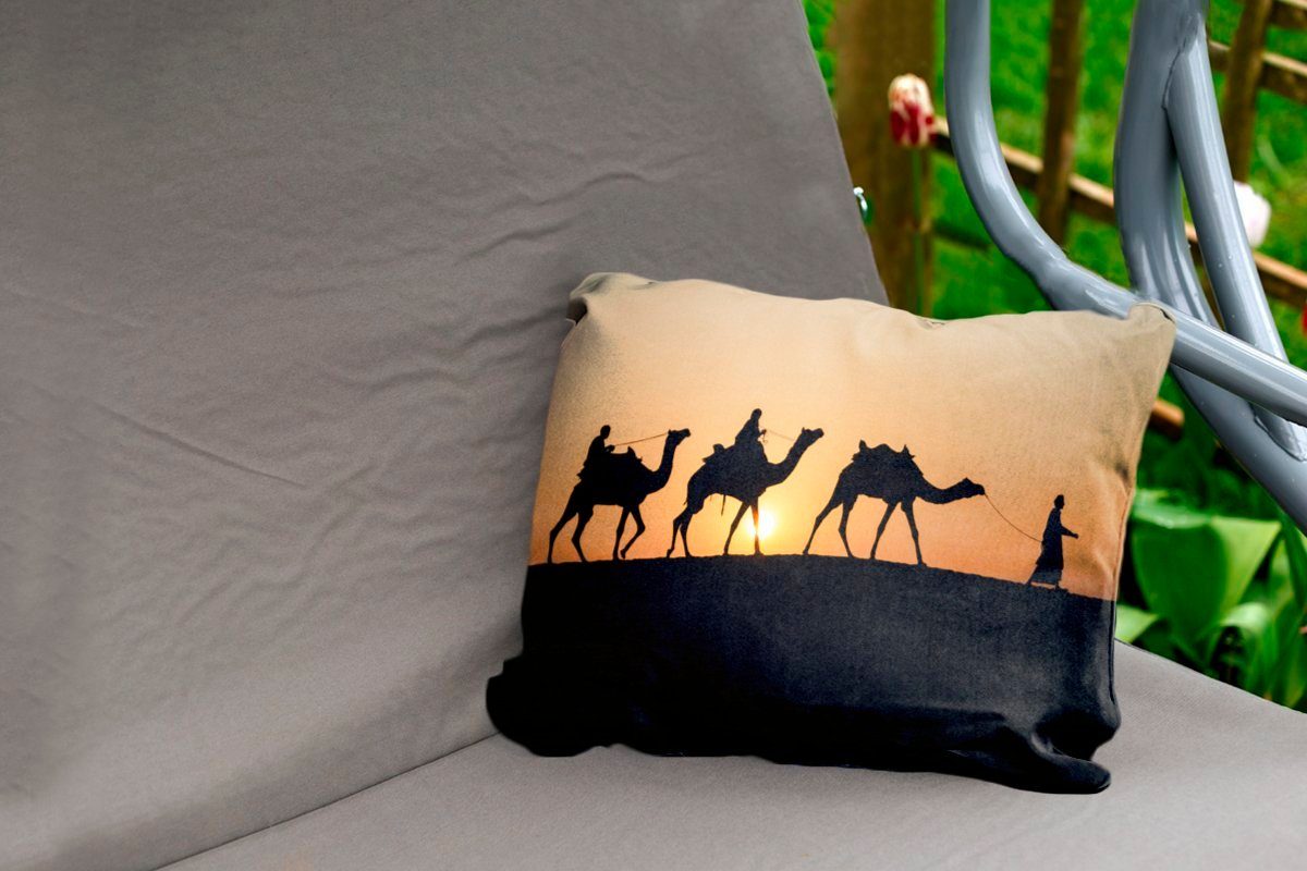 MuchoWow Dekokissen Silhouette von Dekokissenbezug, Kissenhülle Polyester, Outdoor-Dekorationskissen, Indien, Kamelen in