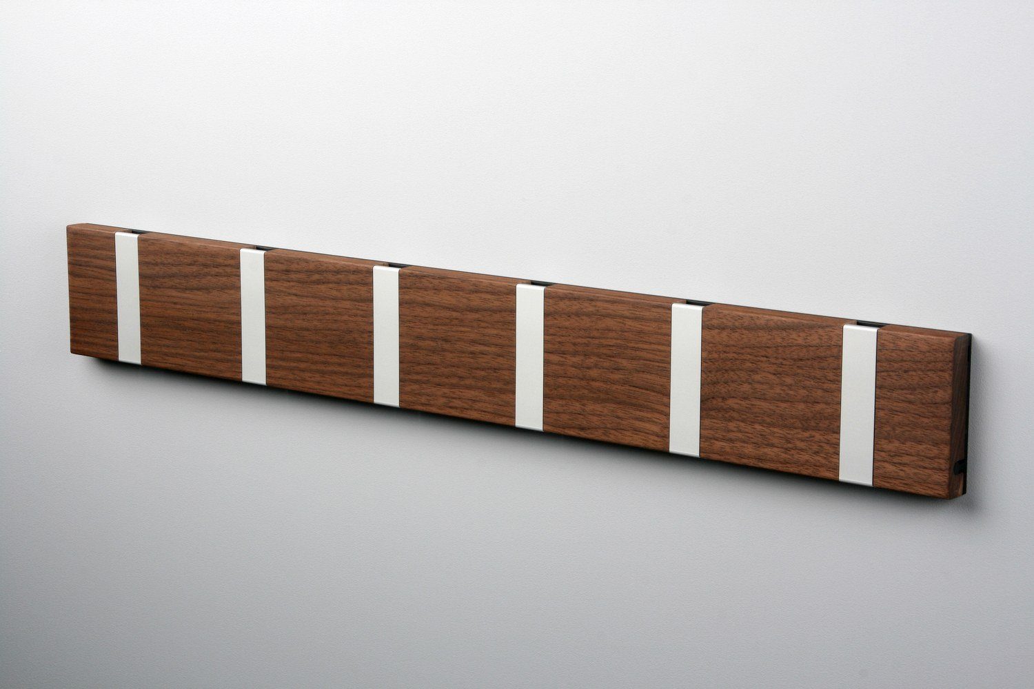 LoCa Garderobenleiste Knax 6 Haken Walnuss