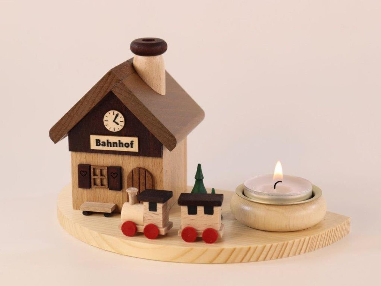 Ullrich Kunsthandwerk Räucherofen Räucherhaus Bahnhof mit Eisenbahn BxHxT 18x10,5x10,5cm NEU