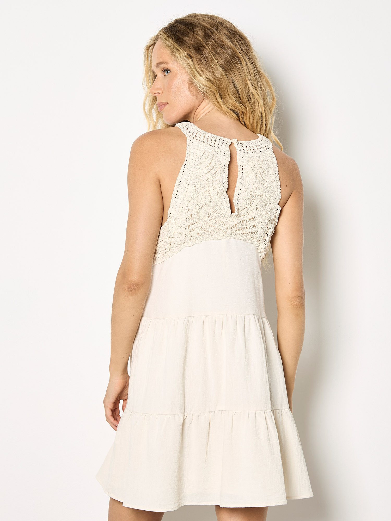 Apricot Spitzenkleid Mini-Kleid mit gehäkeltem Oberteil und Stufenrock – Bild 4 von 5