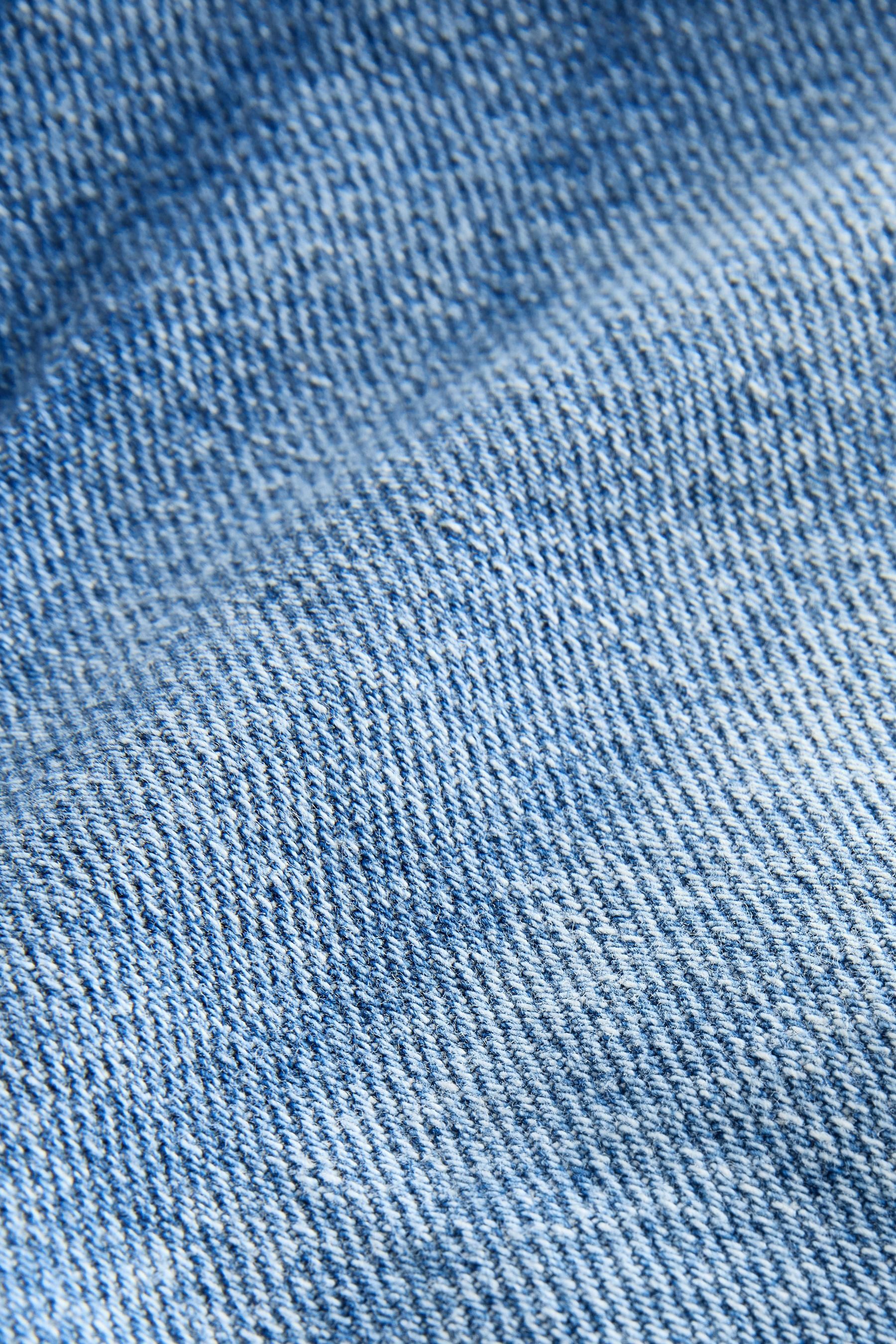 Next Jeansshorts Festival Denimshorts mit unvesäubertem Saum (1-tlg)