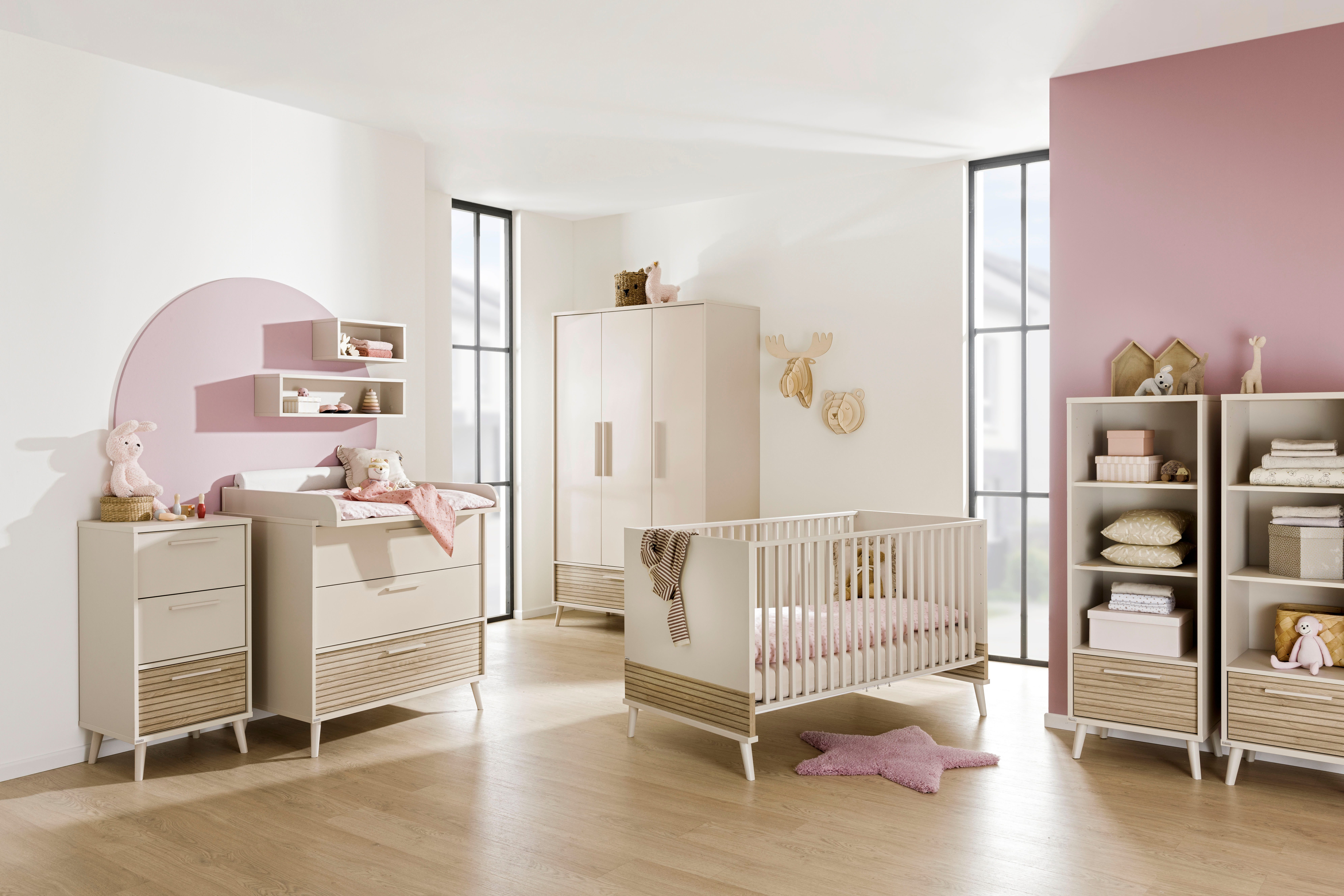 PAIDI Babybett EEFJE 70x140cm in Beige, umbaubares Kinderbett mit Massivholz, Gitterbett 4-fach höhenverstellbar, entnehmbare Sprossen, Juniorbett
