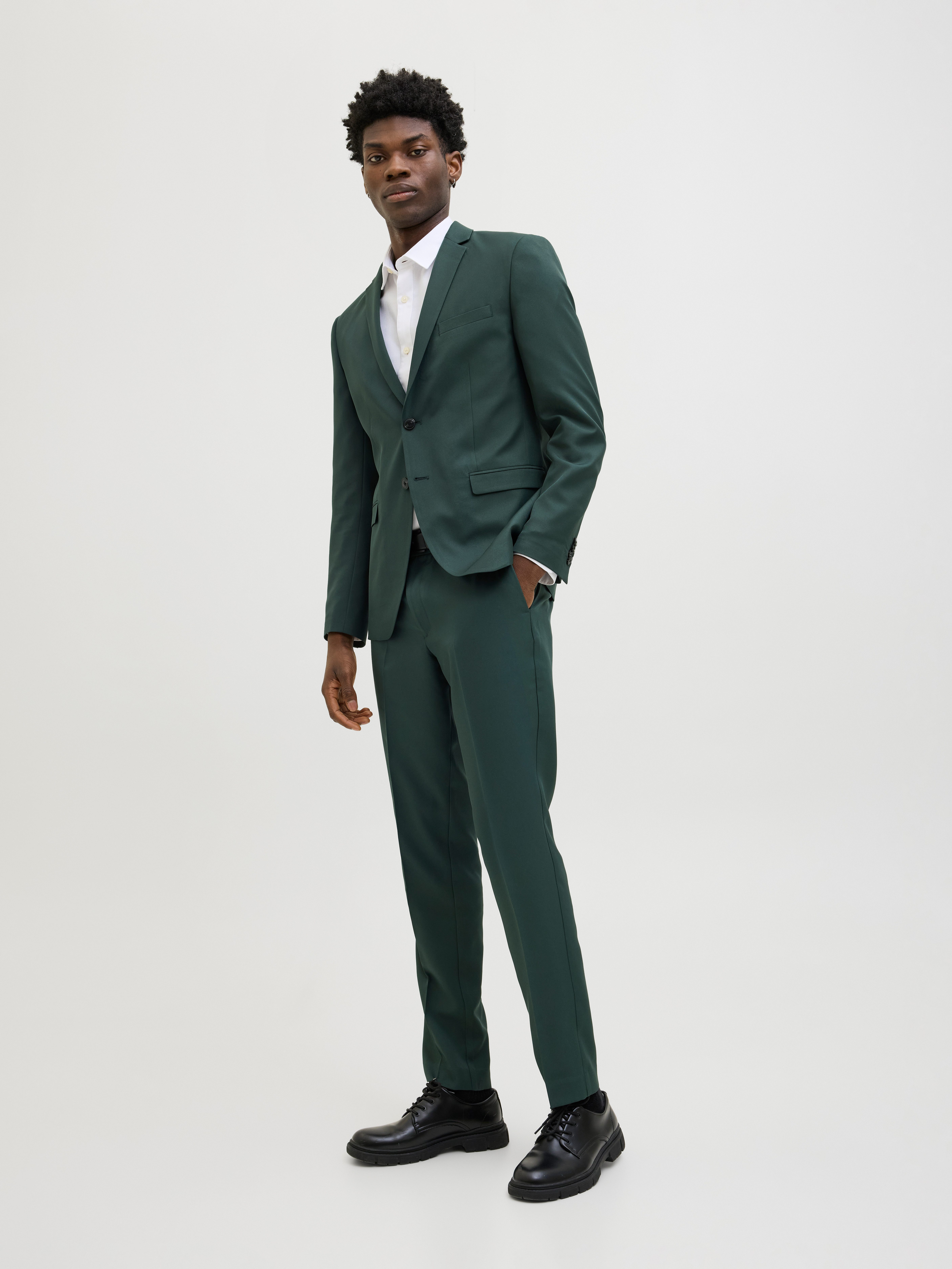 Jack & Jones Anzug JPRCOSTA SUIT (Set, 2-tlg) aus Polyester, sehr schmale Passform, mit Reverskragen, Langarm-Sakko