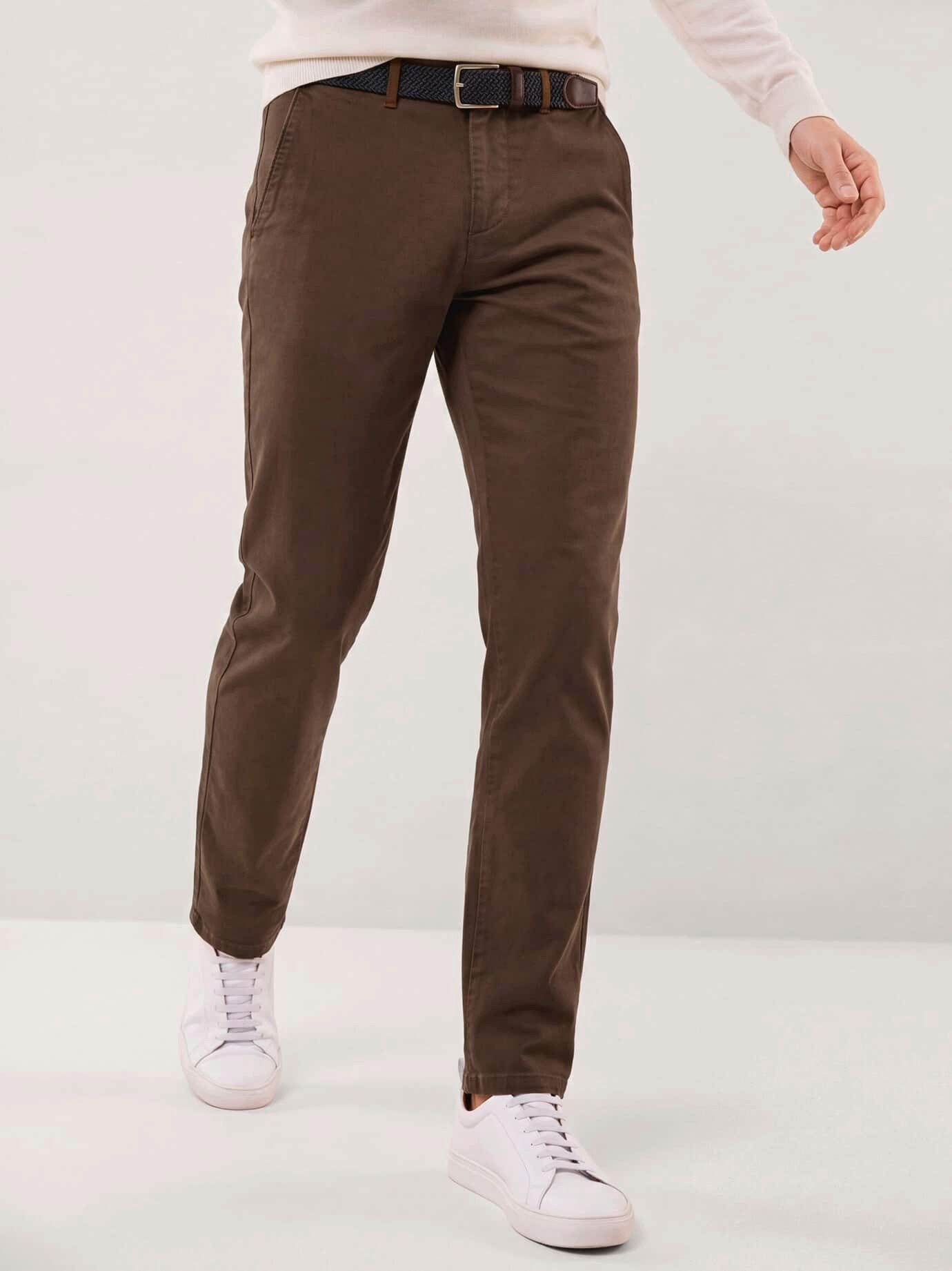 Walbusch Chinohose Herren Chino inklusive Gürtel Regular fit Flex-Bund (ca. 3 cm dehnbar). Gürtelschlaufen. 2 Schubtaschen