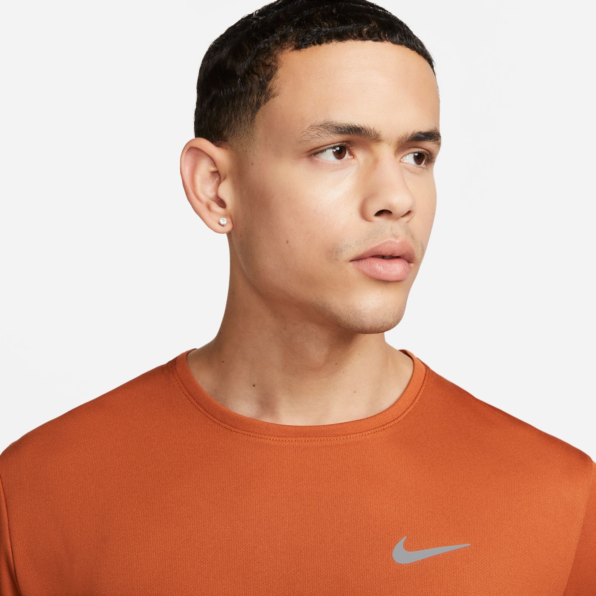 Nike Laufshirt DRI-FIT UV MEN'S braun TOP RUNNING MILER SHORT-SLEEVE
