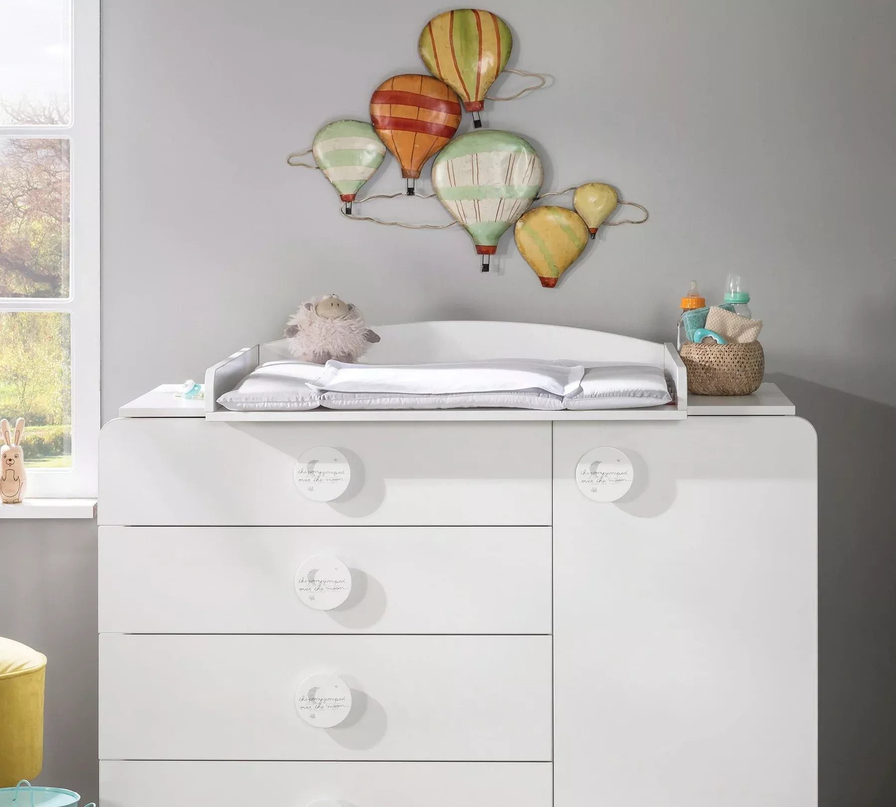 Möbel-Zeit Wickelaufsatz BABY COTTON Hängeregal, Der Aufsatz verwandelt sich in ein schickes Regal