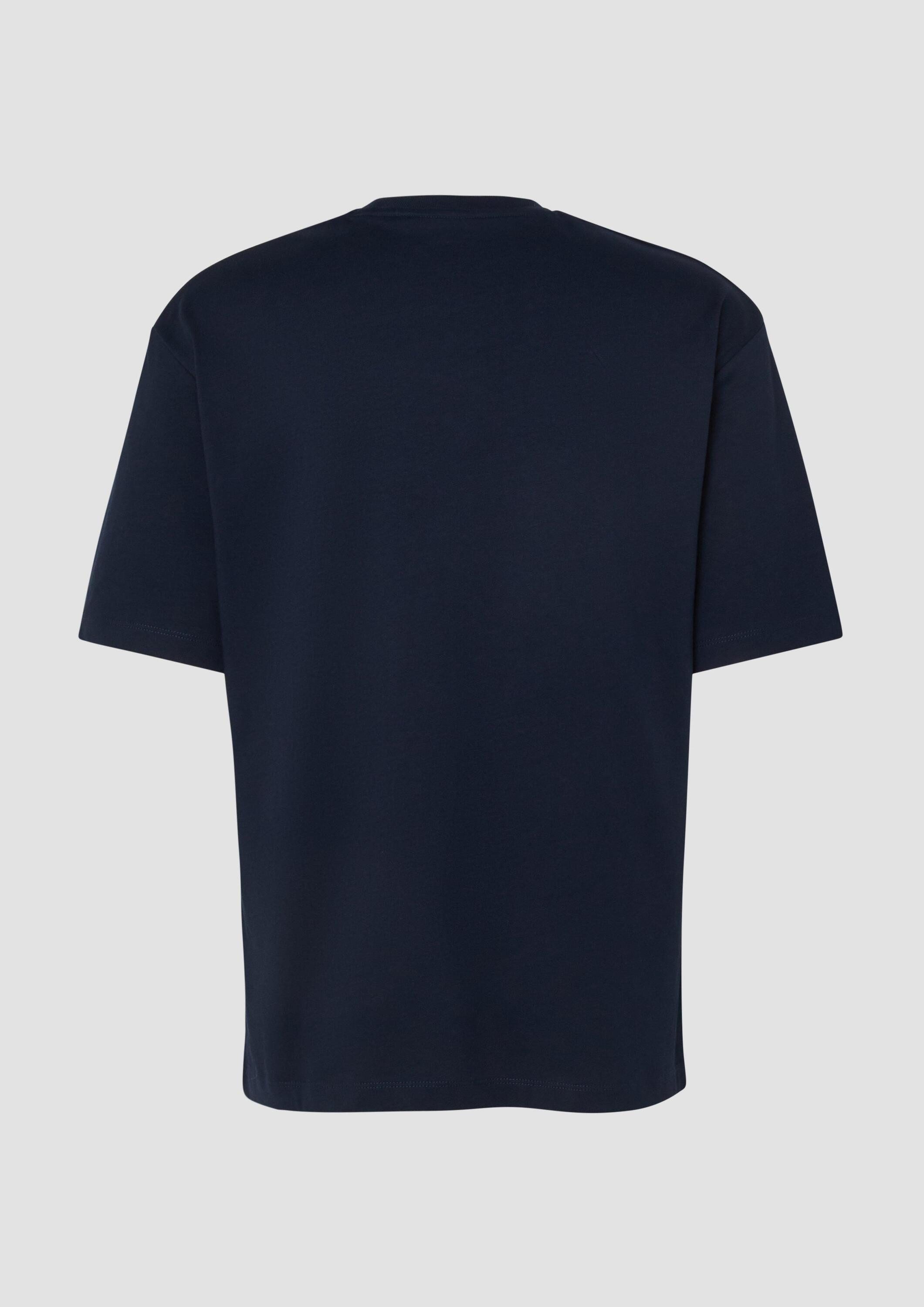 s.Oliver Kurzarmshirt T-Shirt T-Shirt aus Heavy Jersey im Modern Fit mit College-Artwork