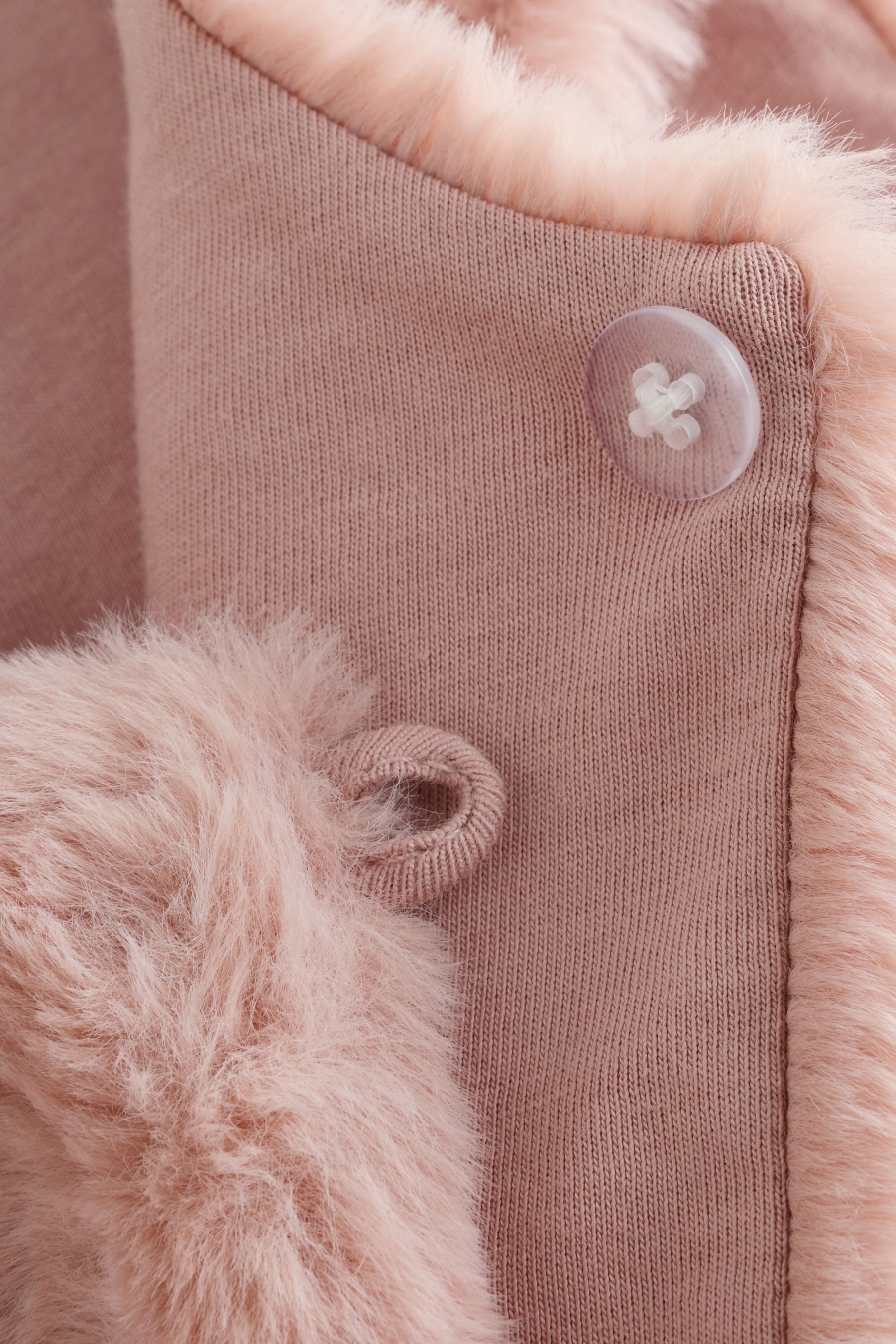Next Fellimitatjacke Babyweste aus Kunstfell (1-St) – Bild 5 von 5
