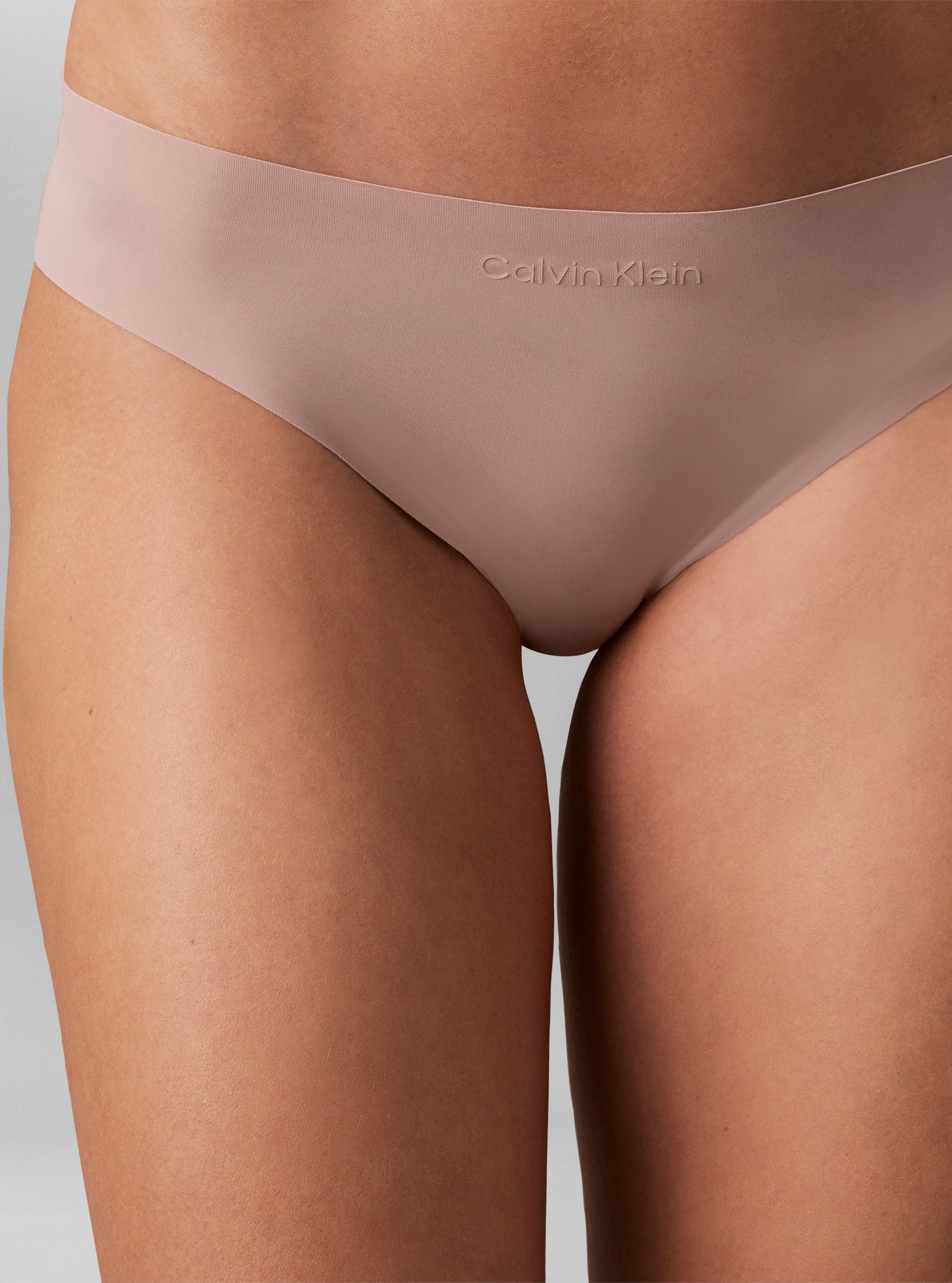 Calvin Klein Underwear Bikinislip BIKINI Körpernahe Passform ohne Nähte