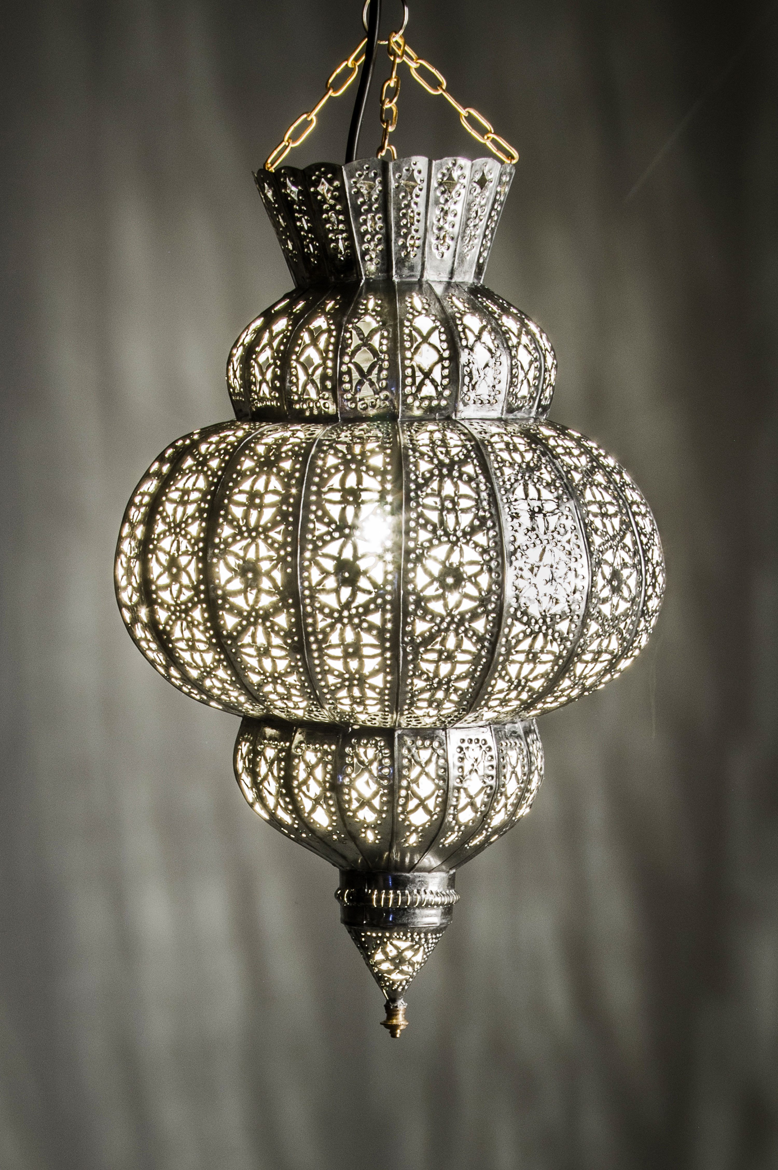 Marrakesch Orient & Mediterran Interior Pendelleuchte Orientalische Pendelleuchte Harem Handarbeit aus Metall, Silber 50 cm, Handarbeit