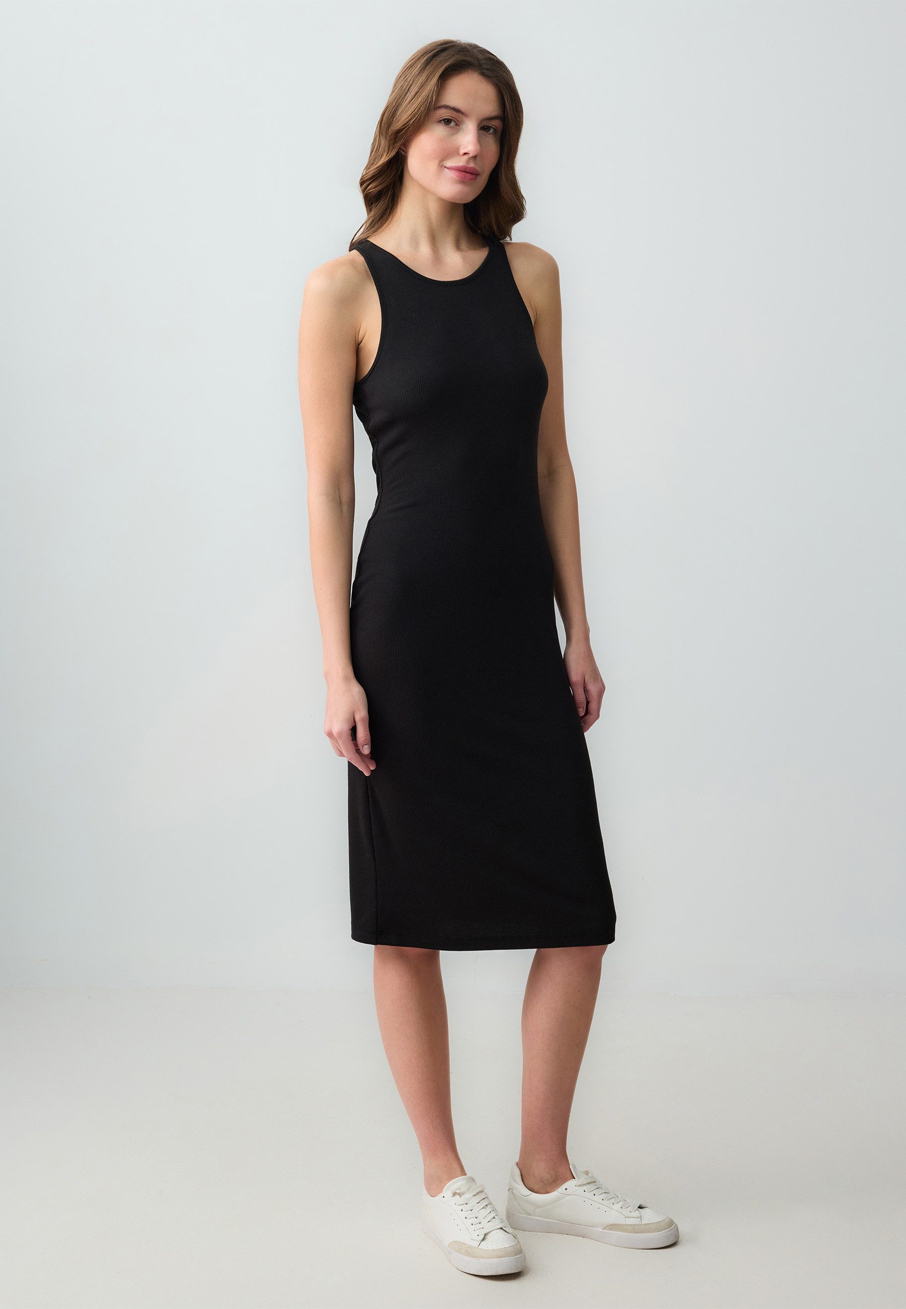 Midikleid Ärmelloses Strick-Midikleid Mit Rundhalsausschnitt