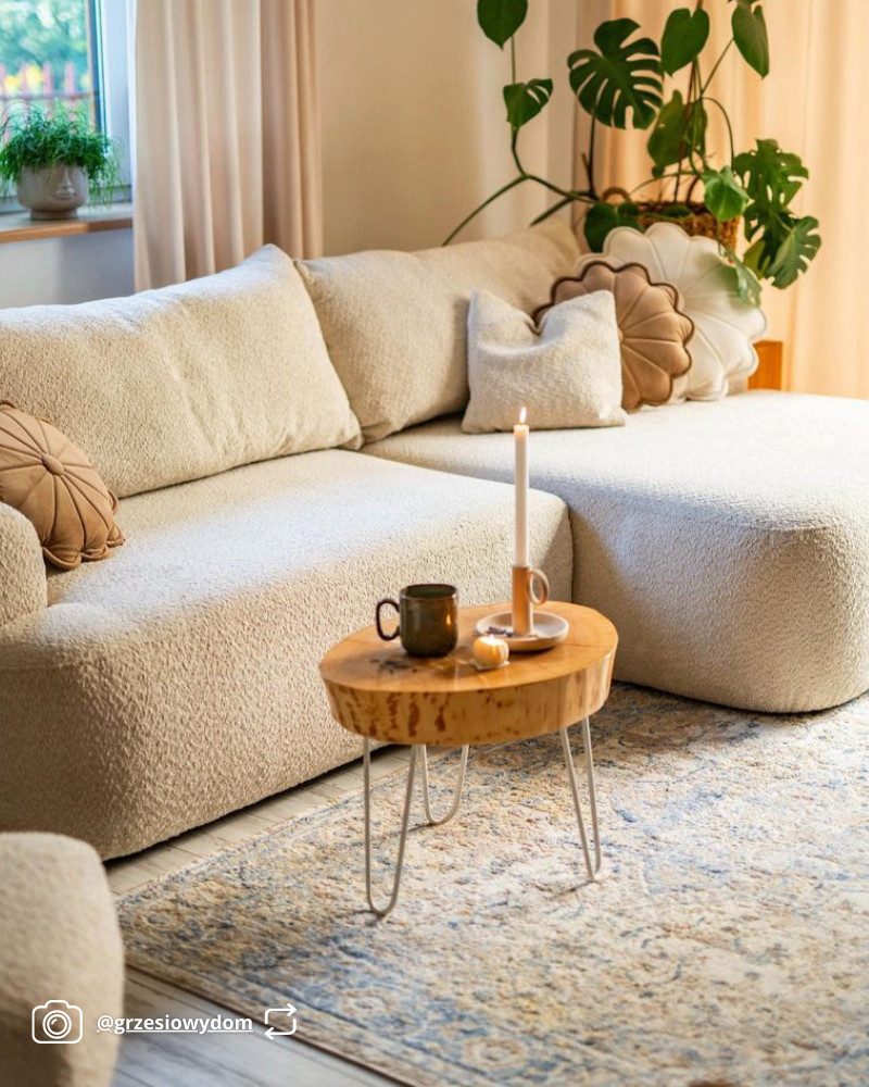 Selsey Ecksofa OVO, Schlaffunktion 142x210 cm, Bettkasten, Boucle-Bezug, Das Ecksofa Ovo: Modernes Design trifft auf höchsten Komfort