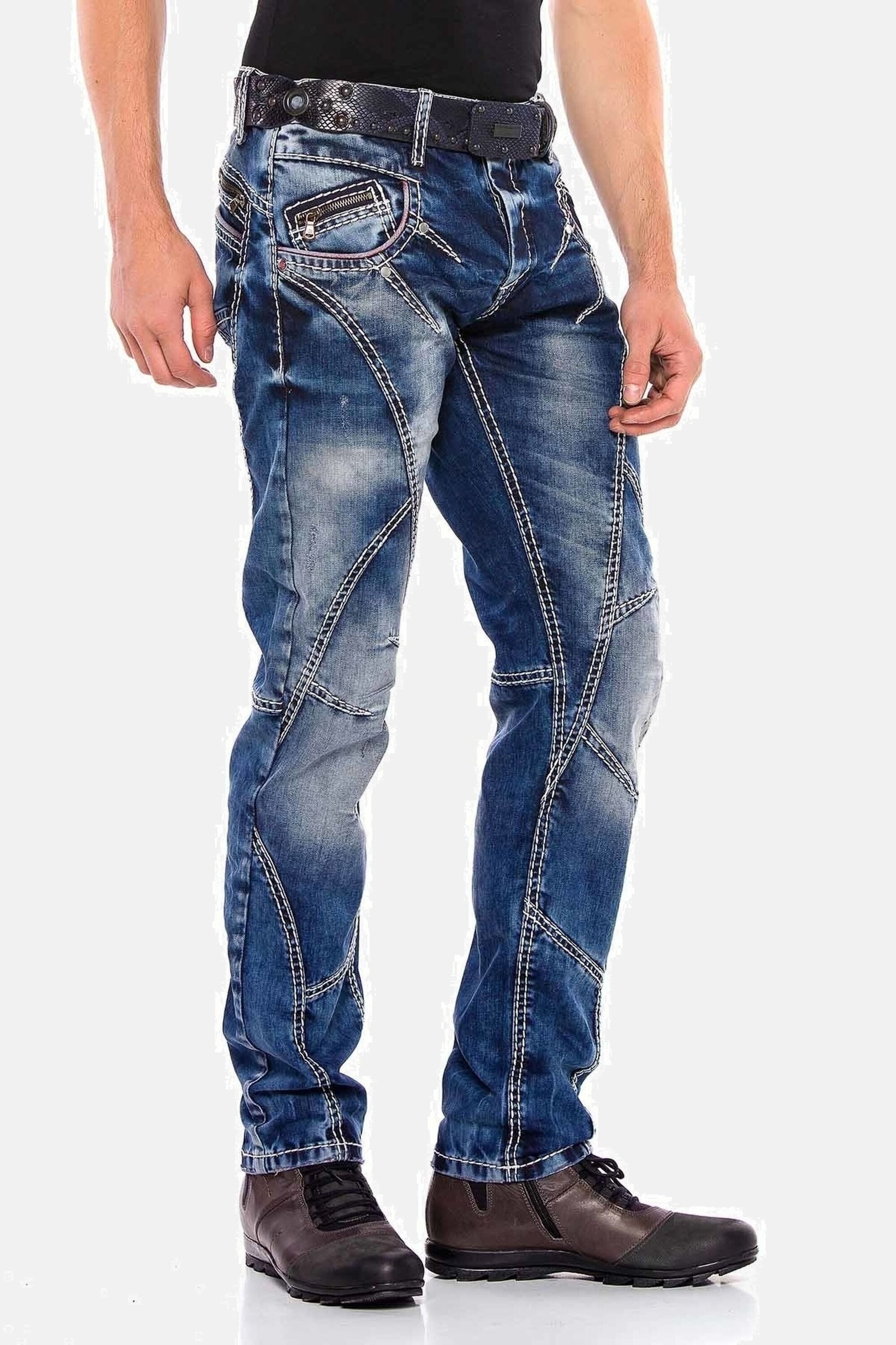 Cipo & Baxx Straight-Jeans Jeans mit trendigen Ziernähten, CD563 günstig online kaufen