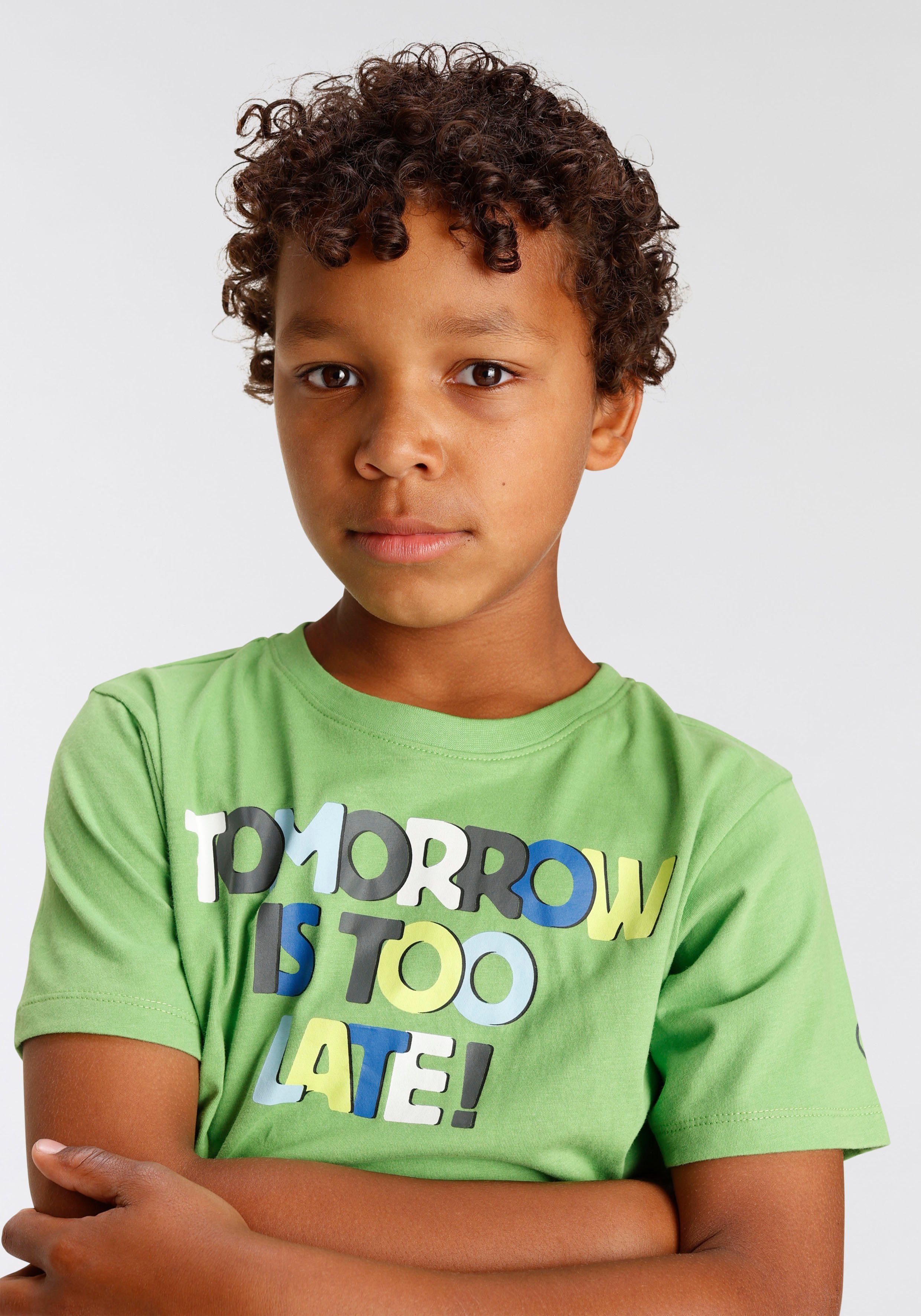 TOO Spruch IS TOMORROW LATE, KIDSWORLD T-Shirt