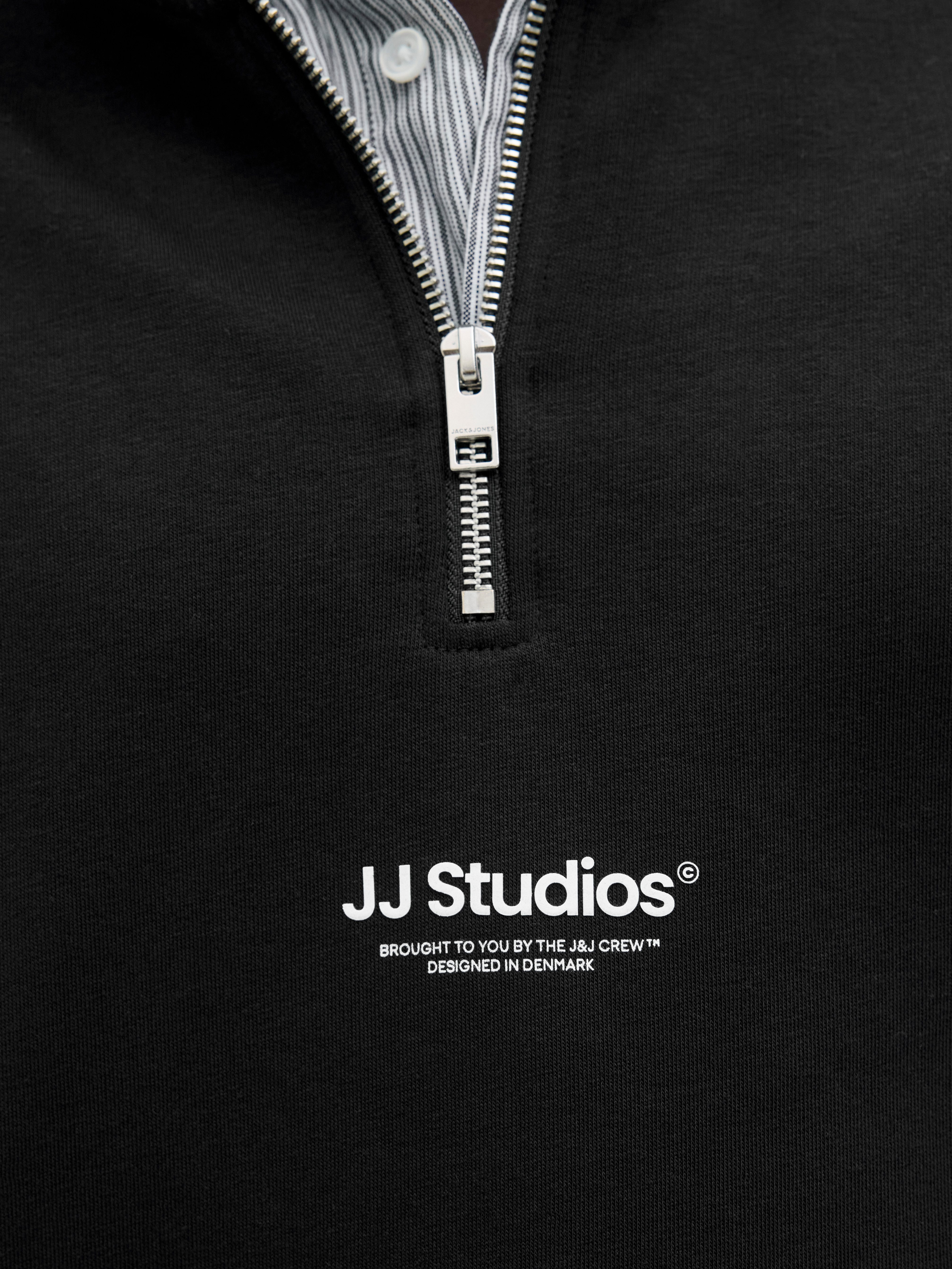 Jack & Jones Sweatshirt JJESOHO SWEAT QUARTER ZIP HN NOOS mit Print