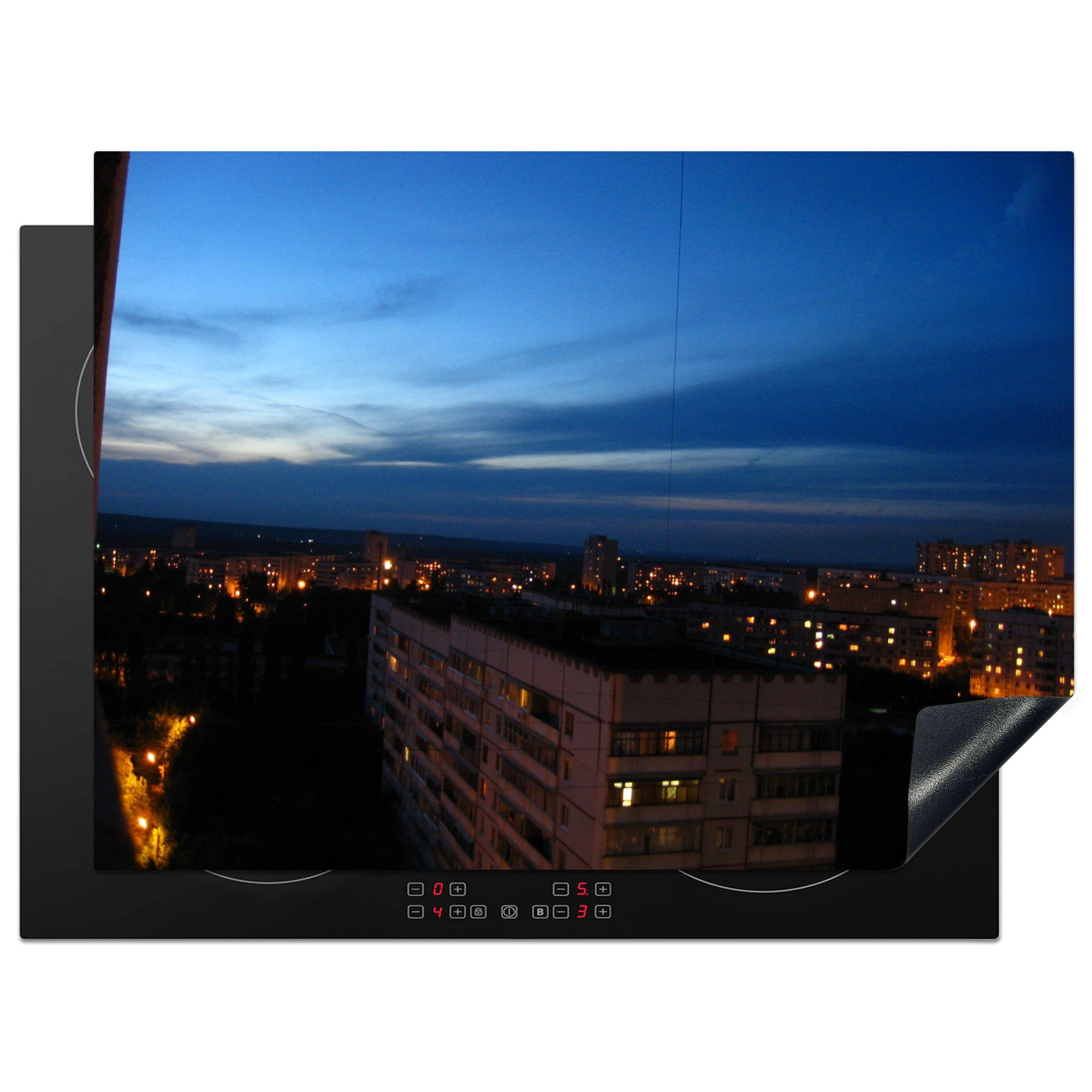 MuchoWow Herdblende-/Abdeckplatte Ukrainisches Charkow bei Nacht, Vinyl, (1 tlg), 70x52 cm, Mobile Arbeitsfläche nutzbar, Ceranfeldabdeckung
