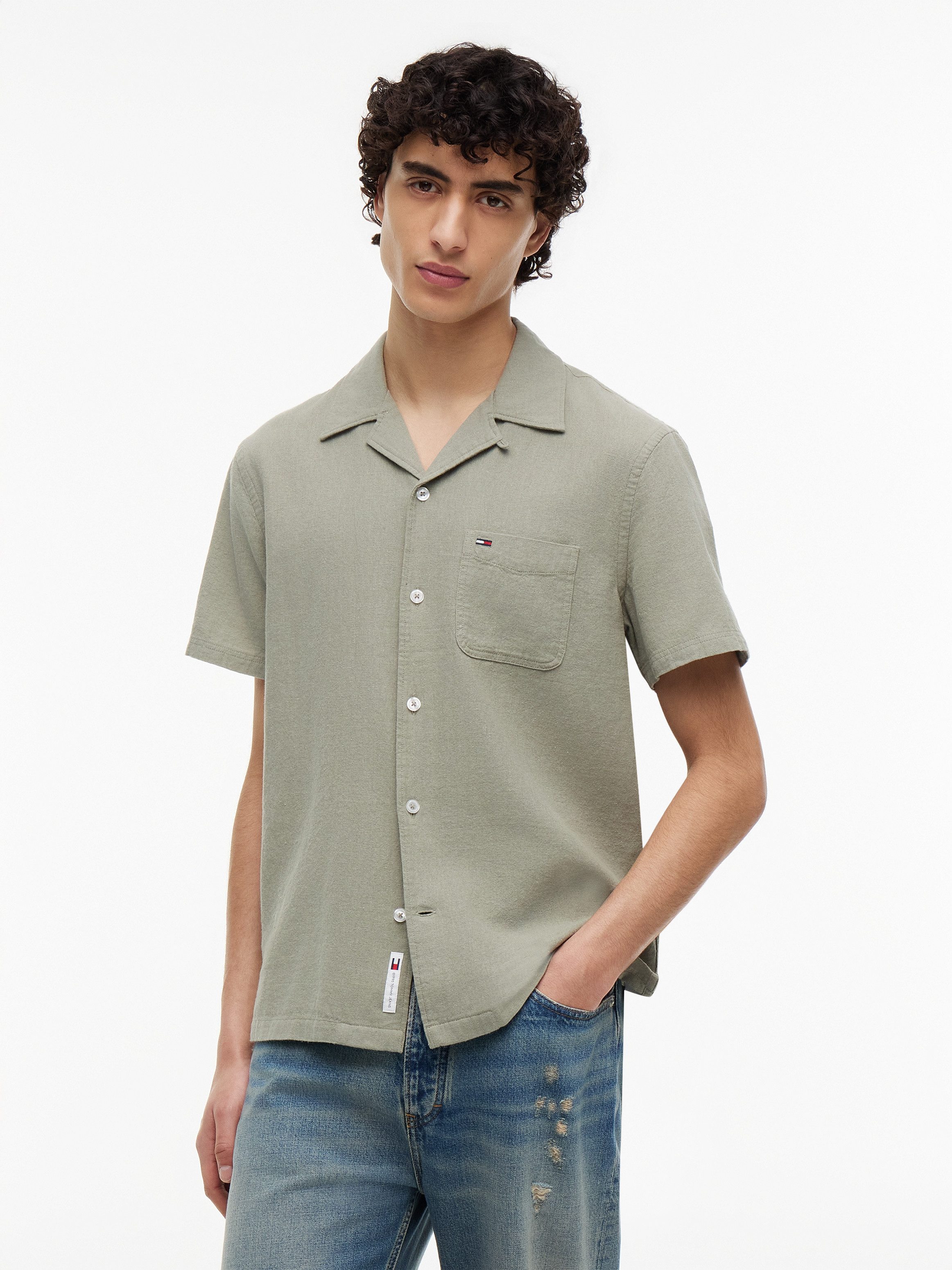 Tommy Jeans Leinenhemd TJM REGULAR LINEN BLEND CAMP mit Reverskragen