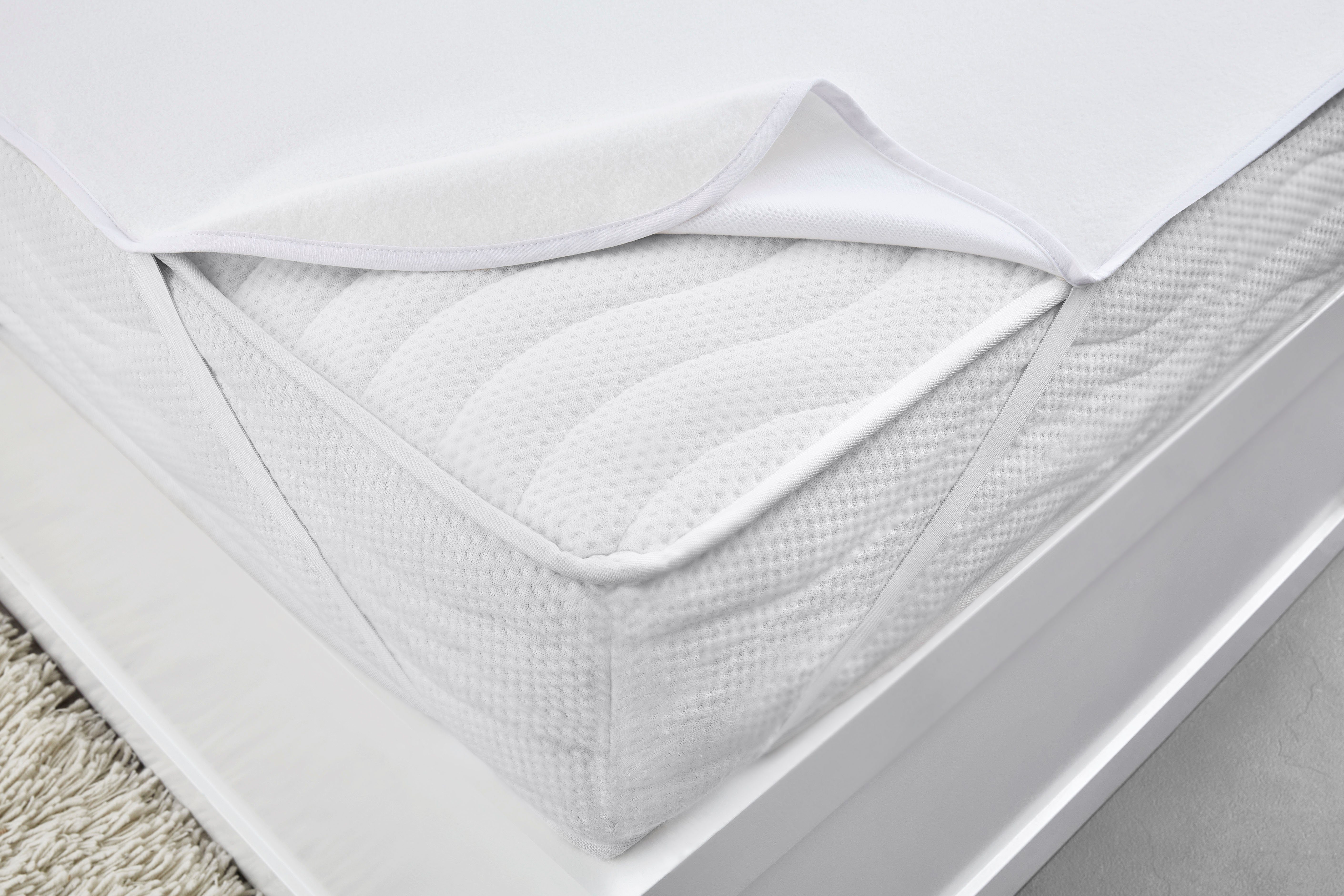 Bettlaken Nola - "Die Flexible" Matratzenauflage, Primera, Frottee, Gummizug:  an den Ecken, (1 Stück), mit einer kuschelweichen Oberseite