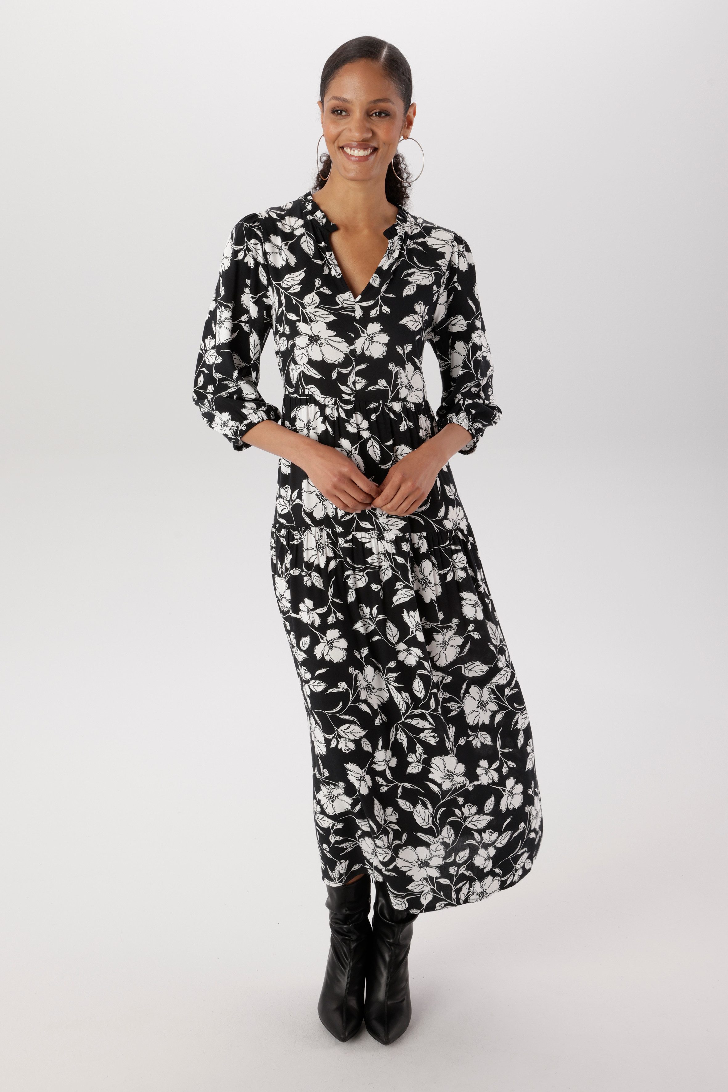 Zum Outfit 9