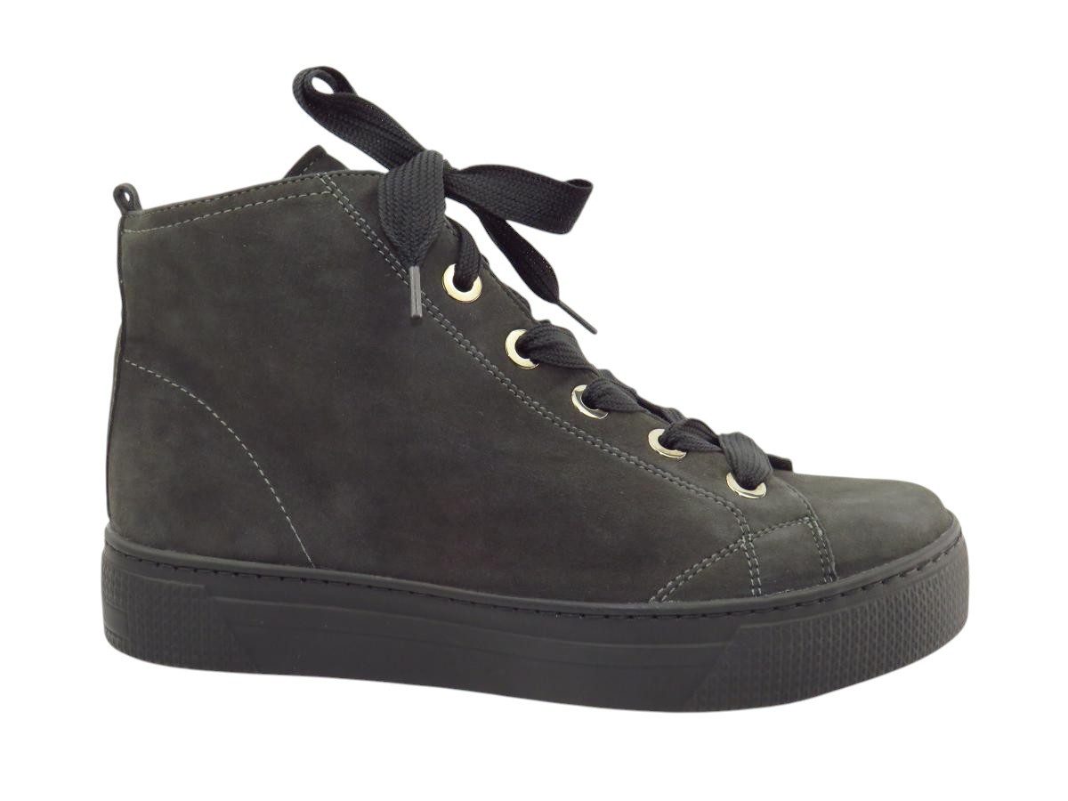 Alexa Sneaker
