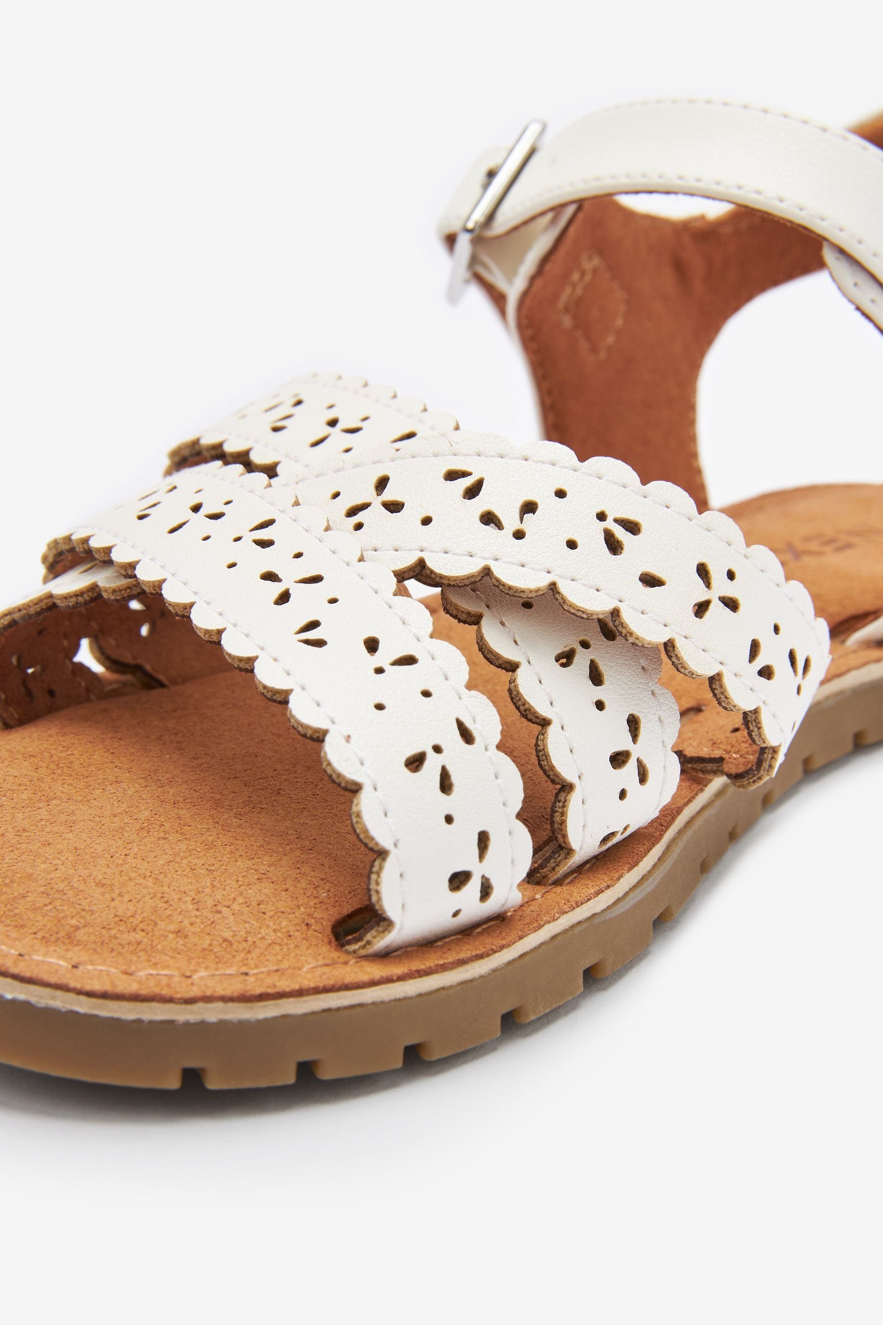 Bogenkante Sandale - mit Breite Passform Next White (1-tlg) Sandalette