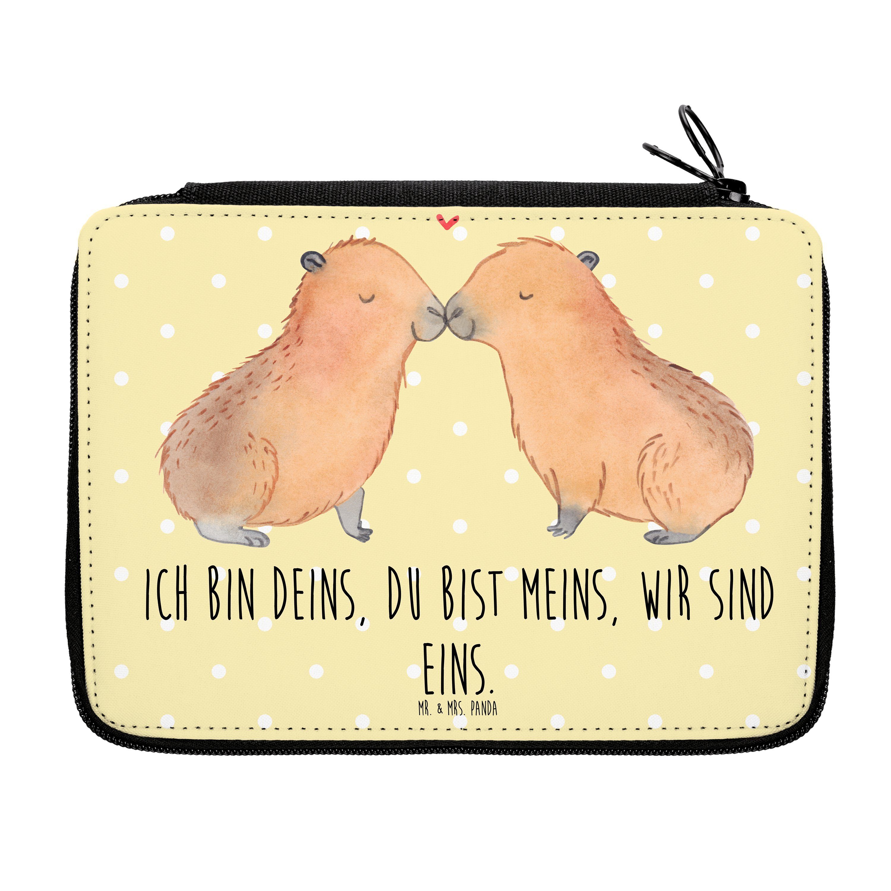 Mr. & Mrs. Panda Federmäppchen Capybara Liebe - Gelb Pastell - Geschenk, Stiftetasche, Stifte Etui, (1-tlg)