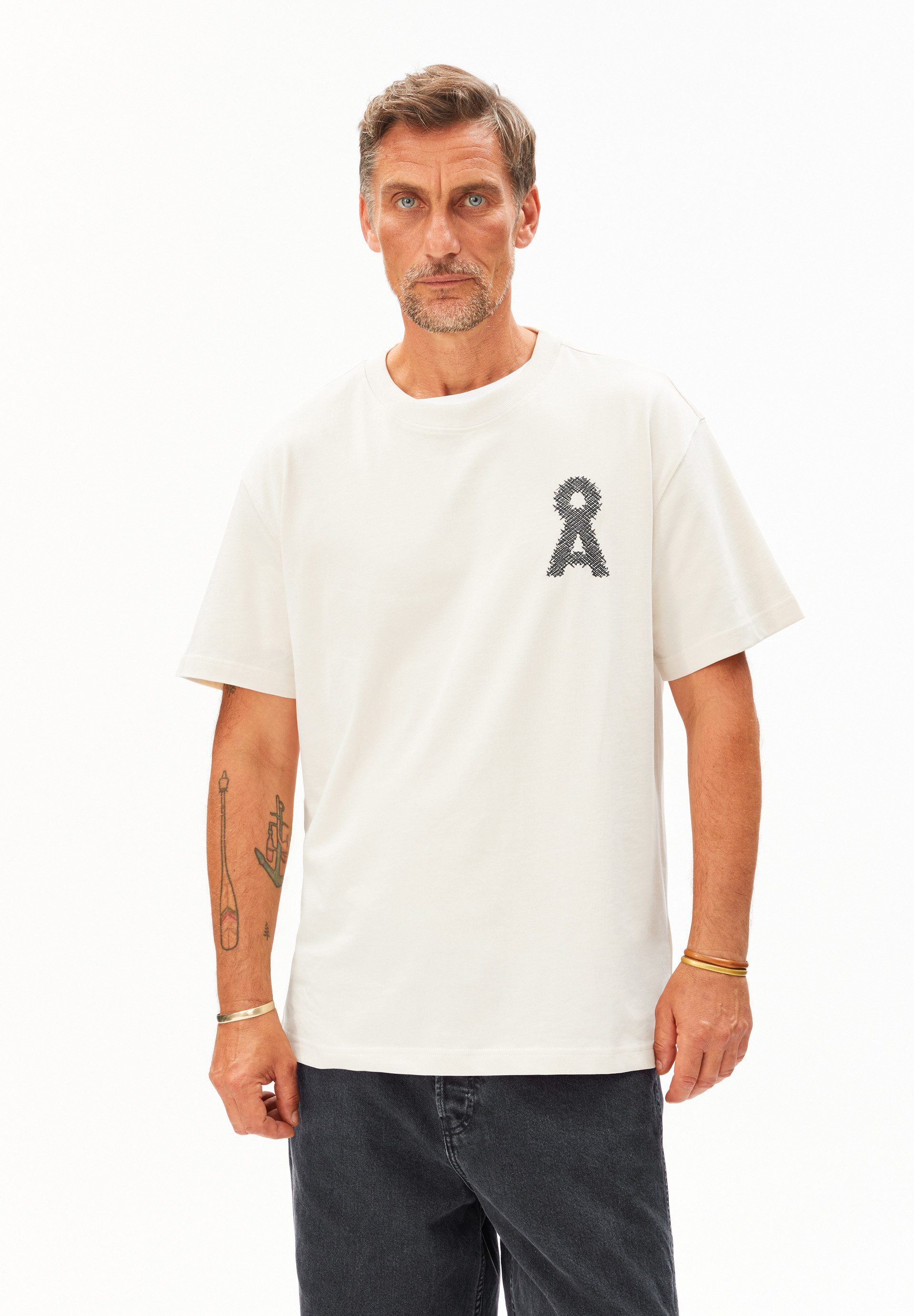 Armedangels T-Shirt AADRU Å ZICK ZACK T-Shirt aus Bio-Baumwolle (Oversized Fit) Rundhalsausschnitt