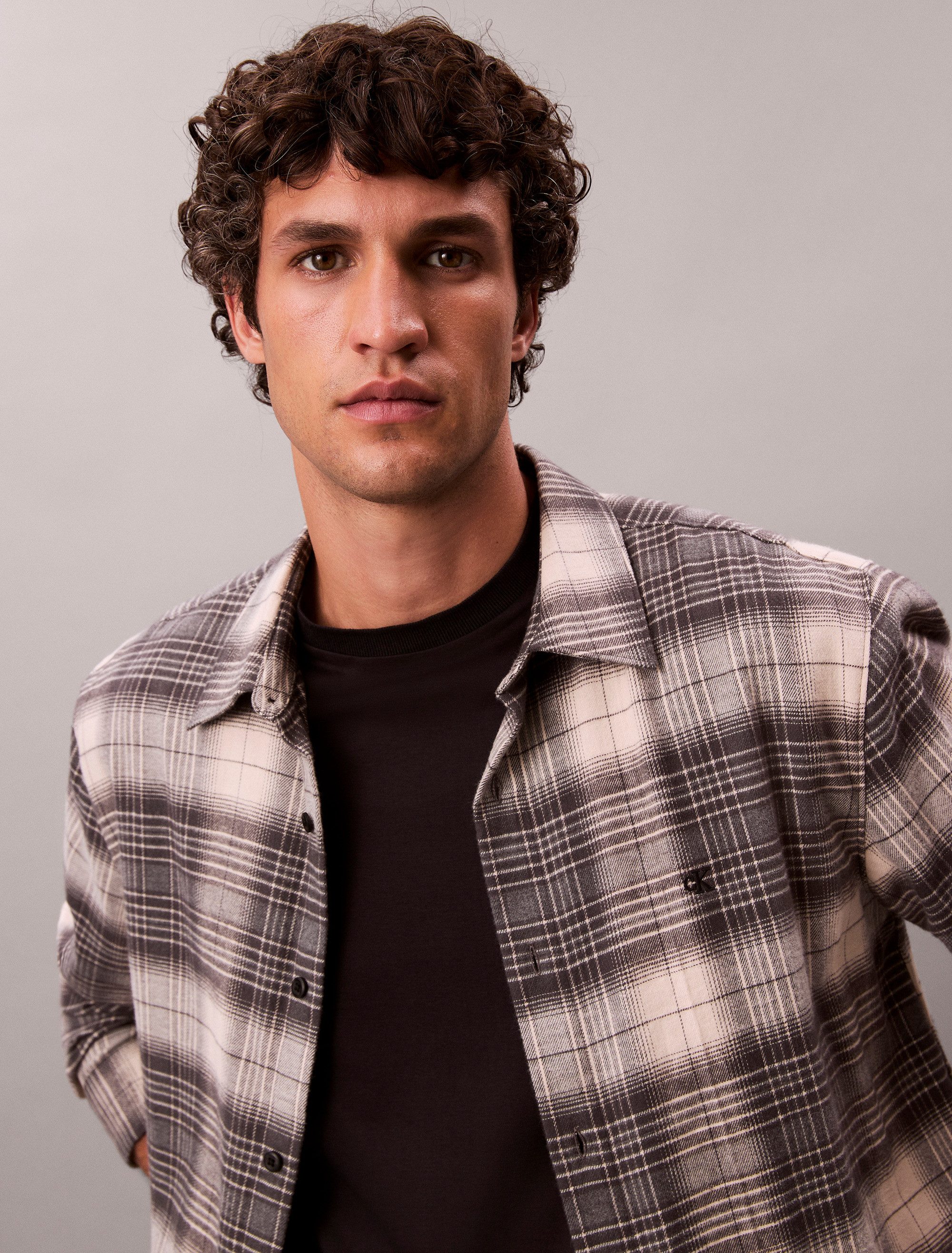 Calvin Klein Jeans Langarmhemd LS BRUSHED PLAID EASY SHIRT Mit Rundhalsausschnitt, regular fit