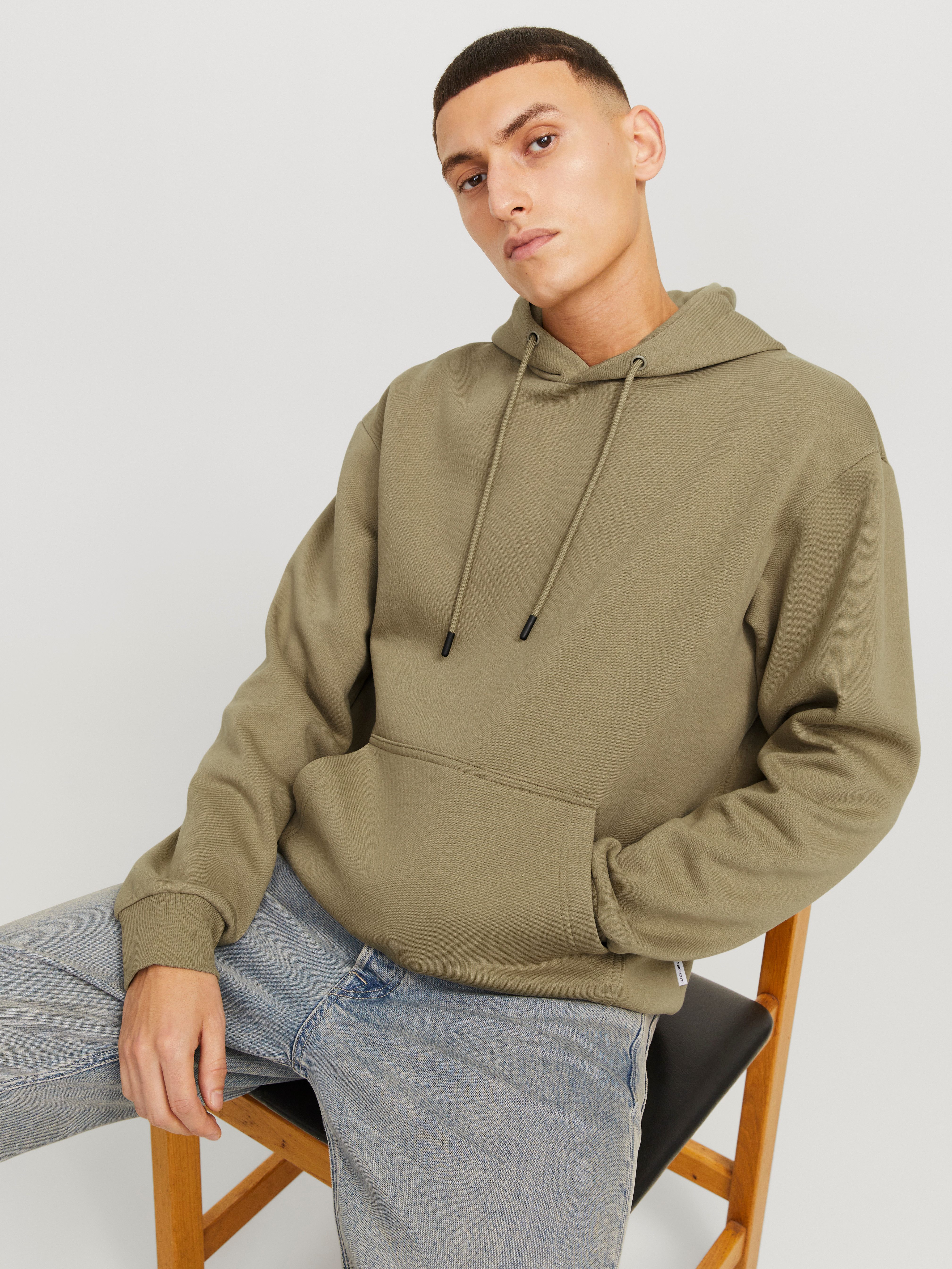 Jack & Jones Kapuzensweatshirt JJEBRADLEY SWEAT HOOD NOOS mit Känguru Tasch günstig online kaufen