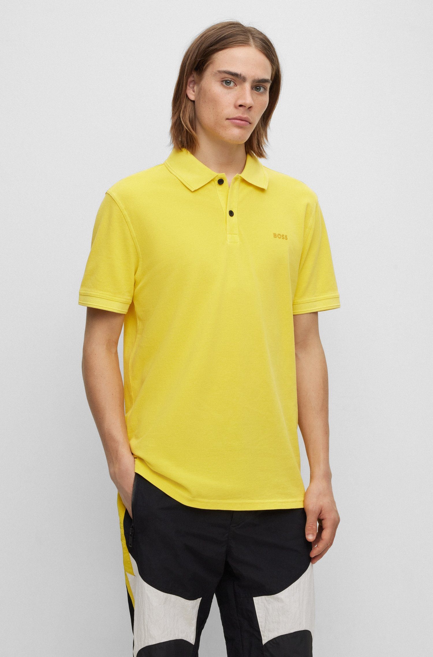 auf 10203439 Light/Pastel_Yellow dezentem Brust Logoschriftzug Prime 01 ORANGE BOSS der mit Poloshirt