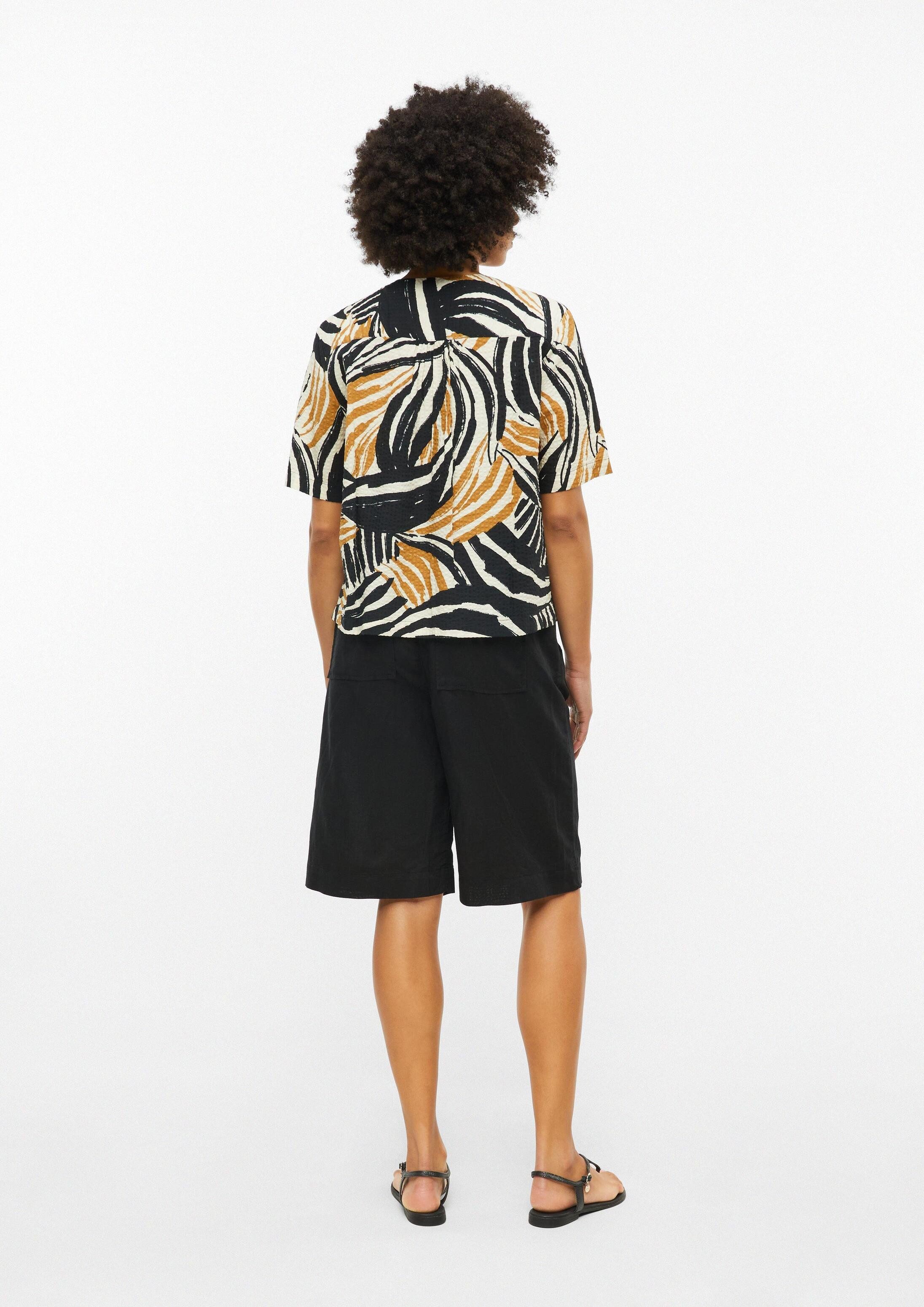 s.Oliver Kurzarmbluse Bluse Strukturierte Viskosemix-Bluse mit Raffung