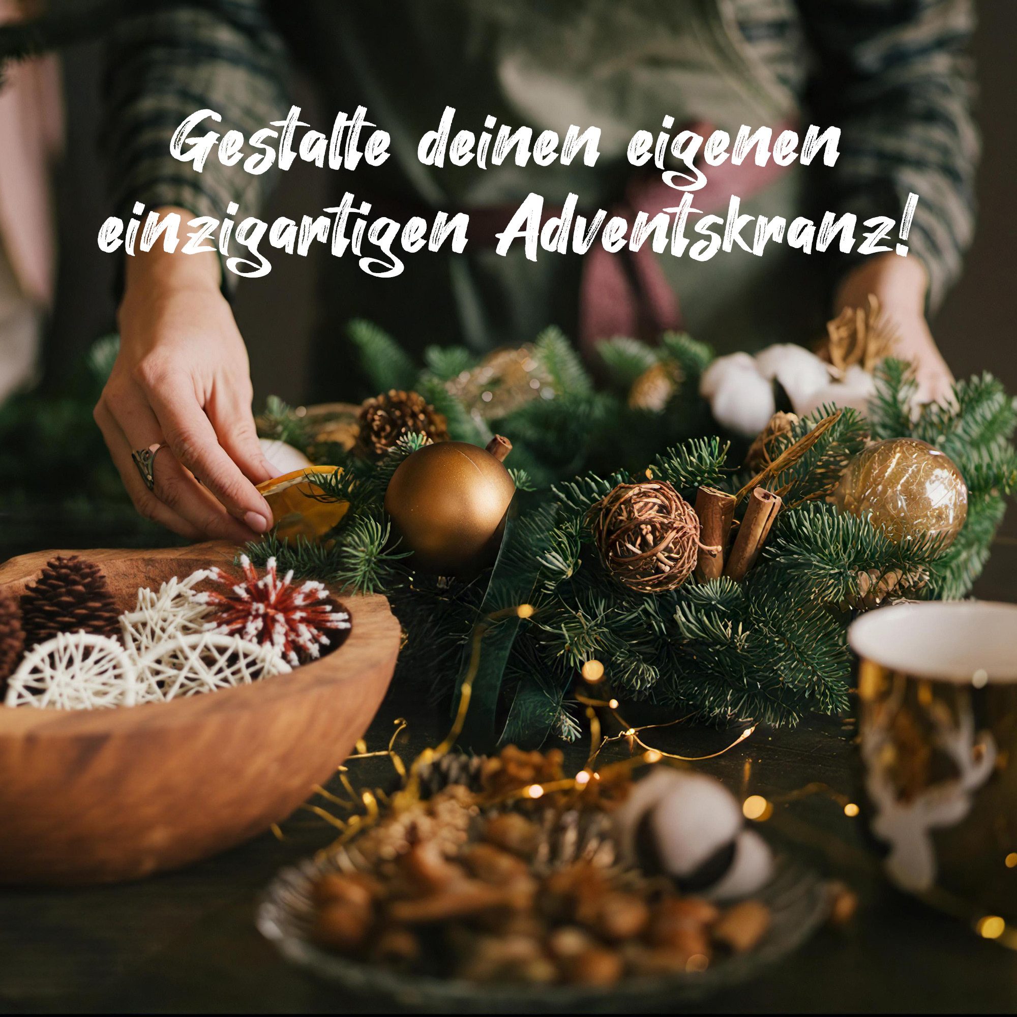 HOMECALL Dekoschale Adventskranz mit 4 Kerzenhaltern, Weihnachtsdeko (ca. Ø 20 cm, Natürlichen und Eleganz), aus nachhaltigem Teakholz